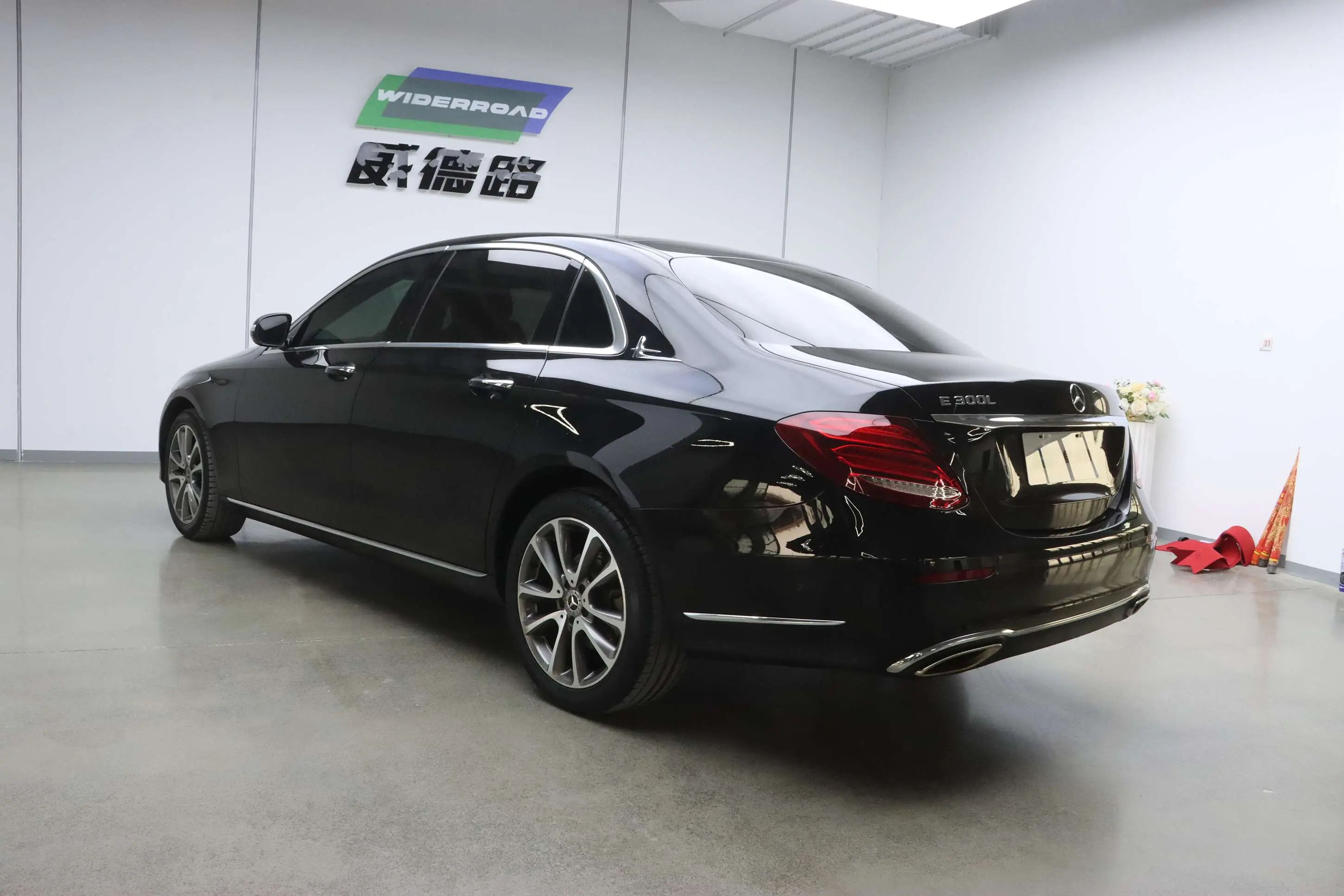 Mercedes-Benz E-Class  из Китая