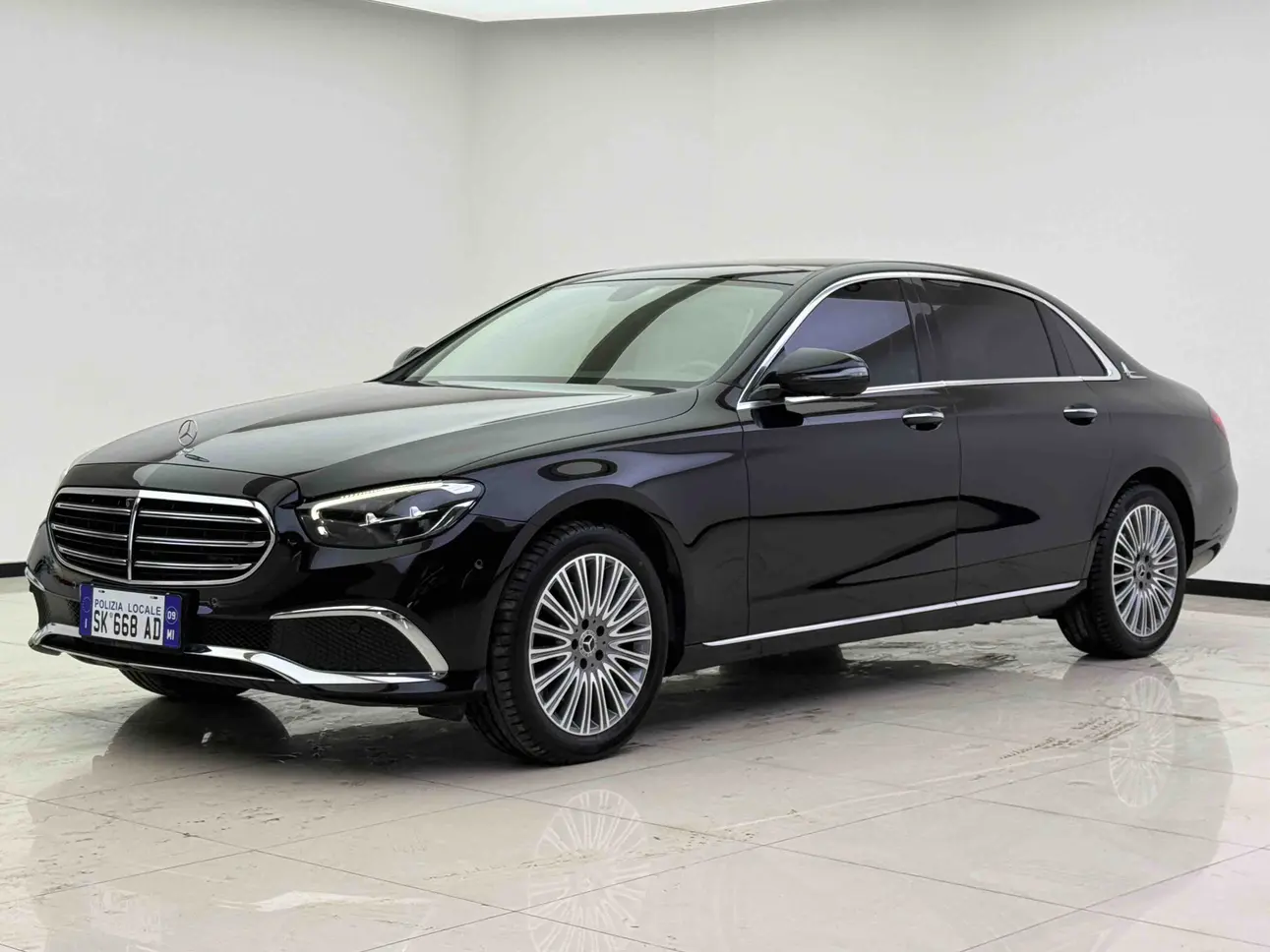 Mercedes-Benz E-Class  из Китая