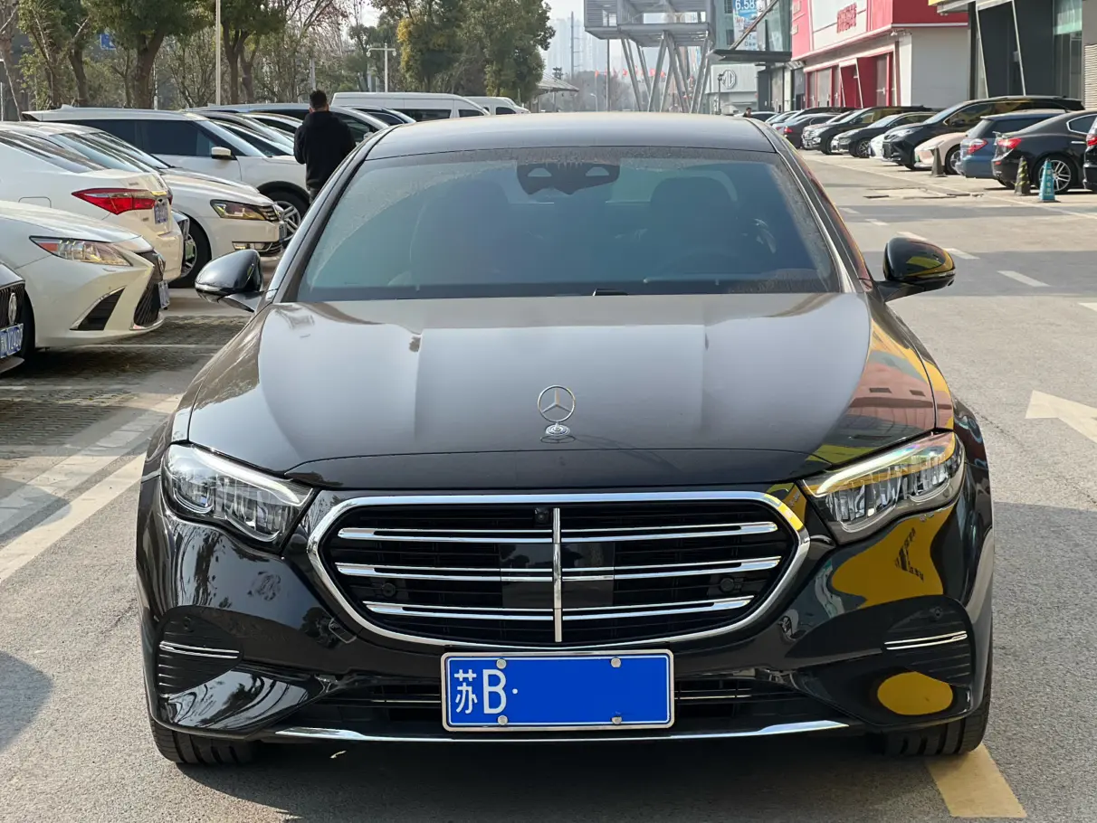 Mercedes-Benz E-Class  из Китая