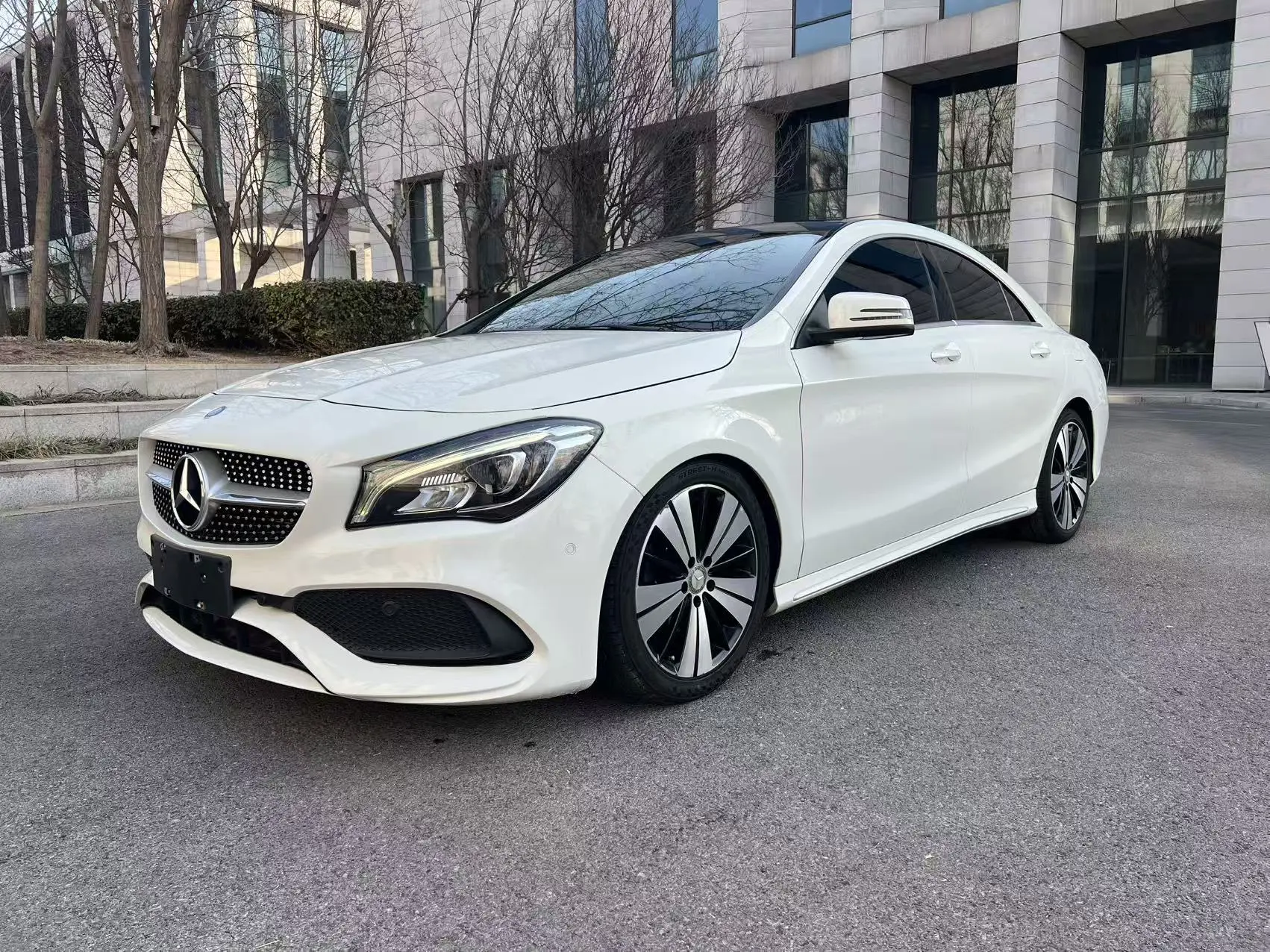 Mercedes-Benz CLA (Imported)  из Китая