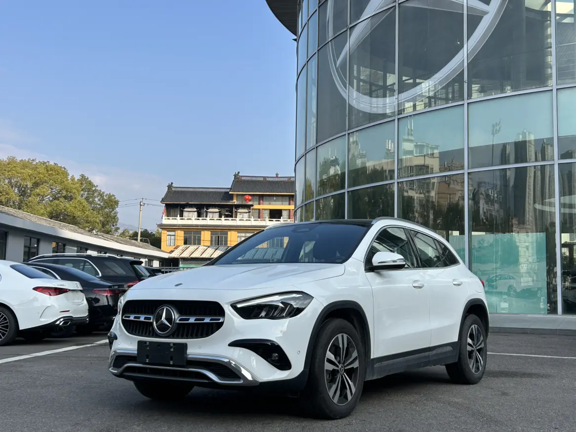 Mercedes-Benz GLA  из Китая