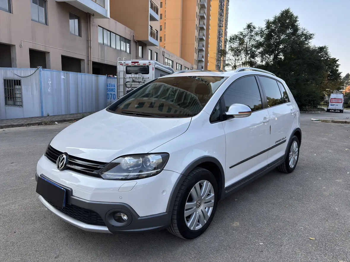 Volkswagen Golf  из Китая