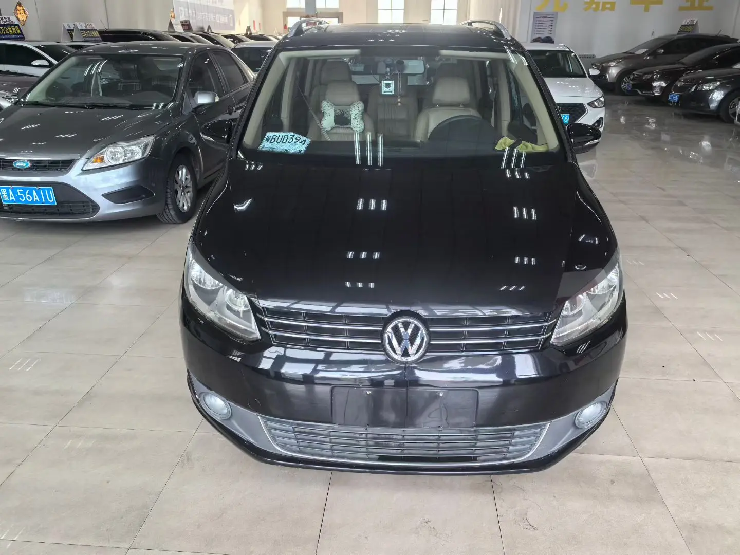 Volkswagen Touran  из Китая