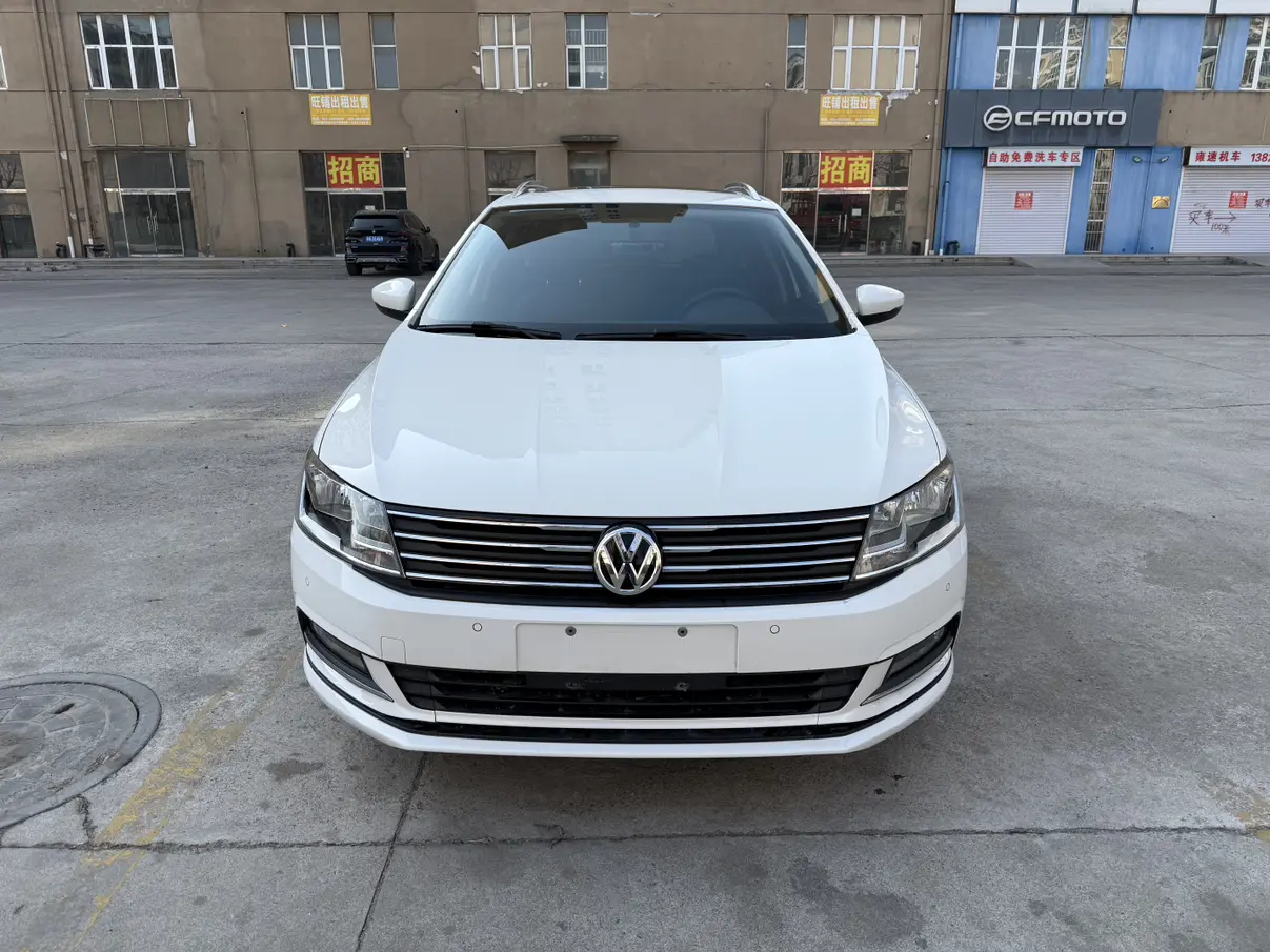 Volkswagen Langxing  из Китая