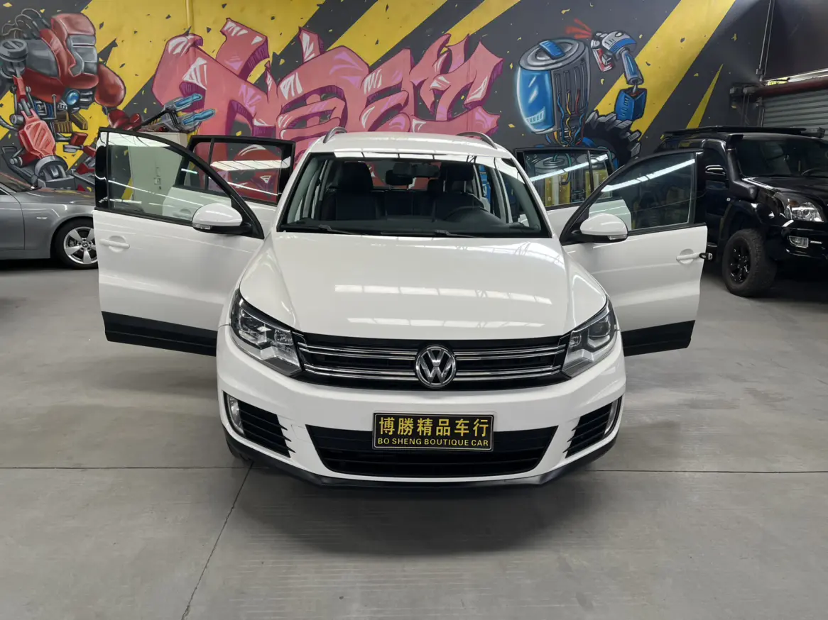 Volkswagen Tiguan (Tharu)  из Китая