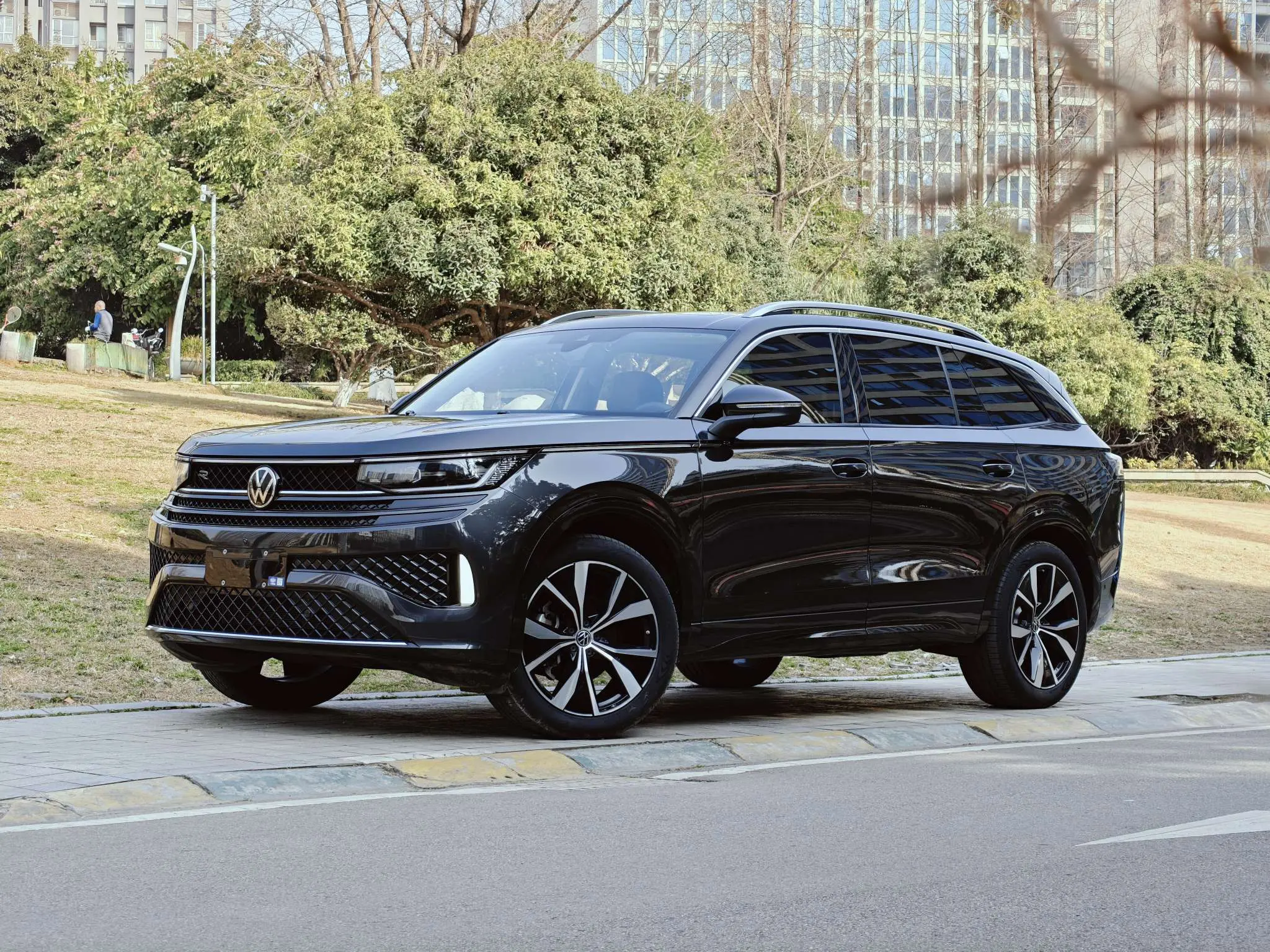 Volkswagen Patrol  из Китая