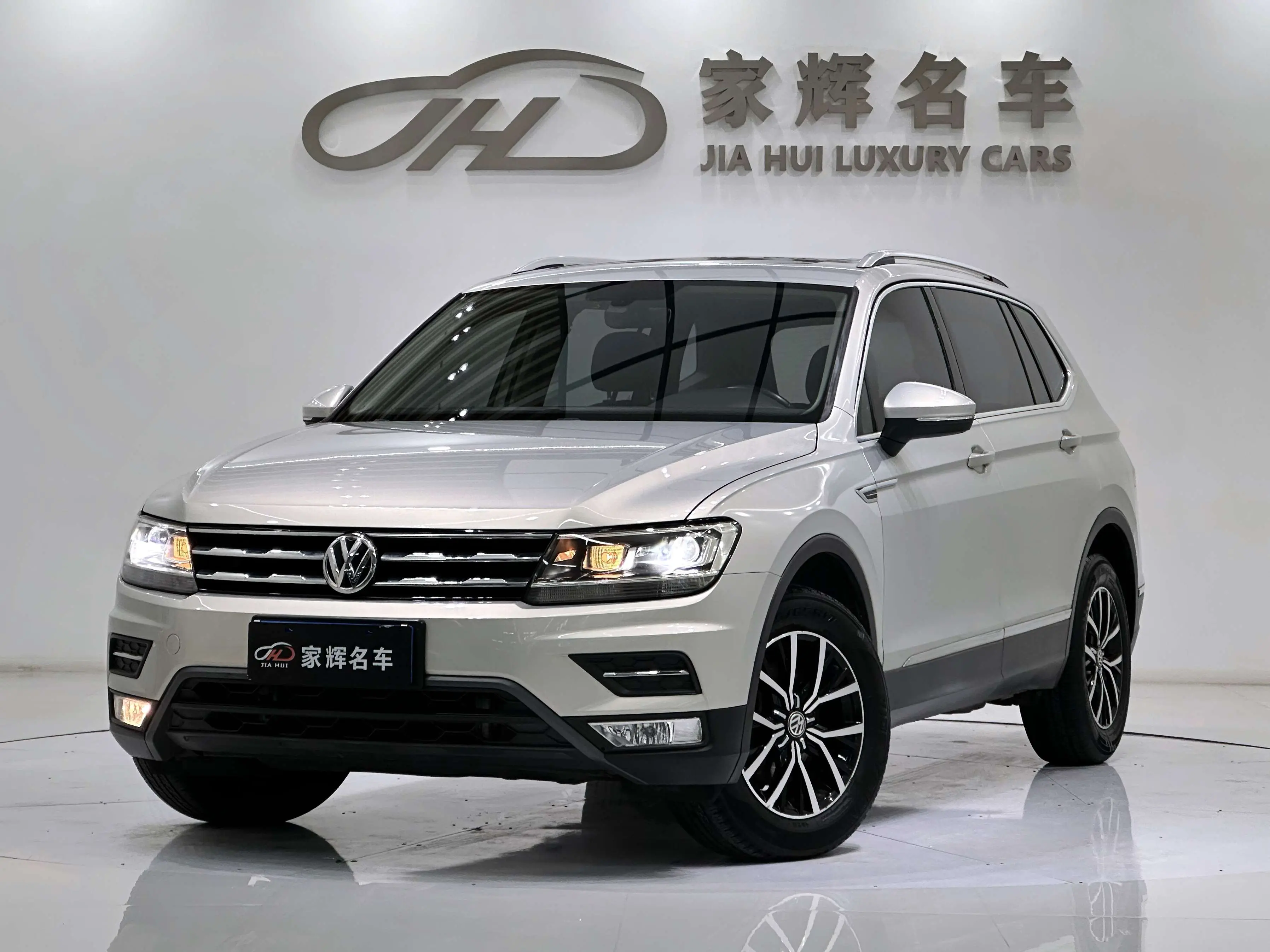 Volkswagen Tiguan L  из Китая