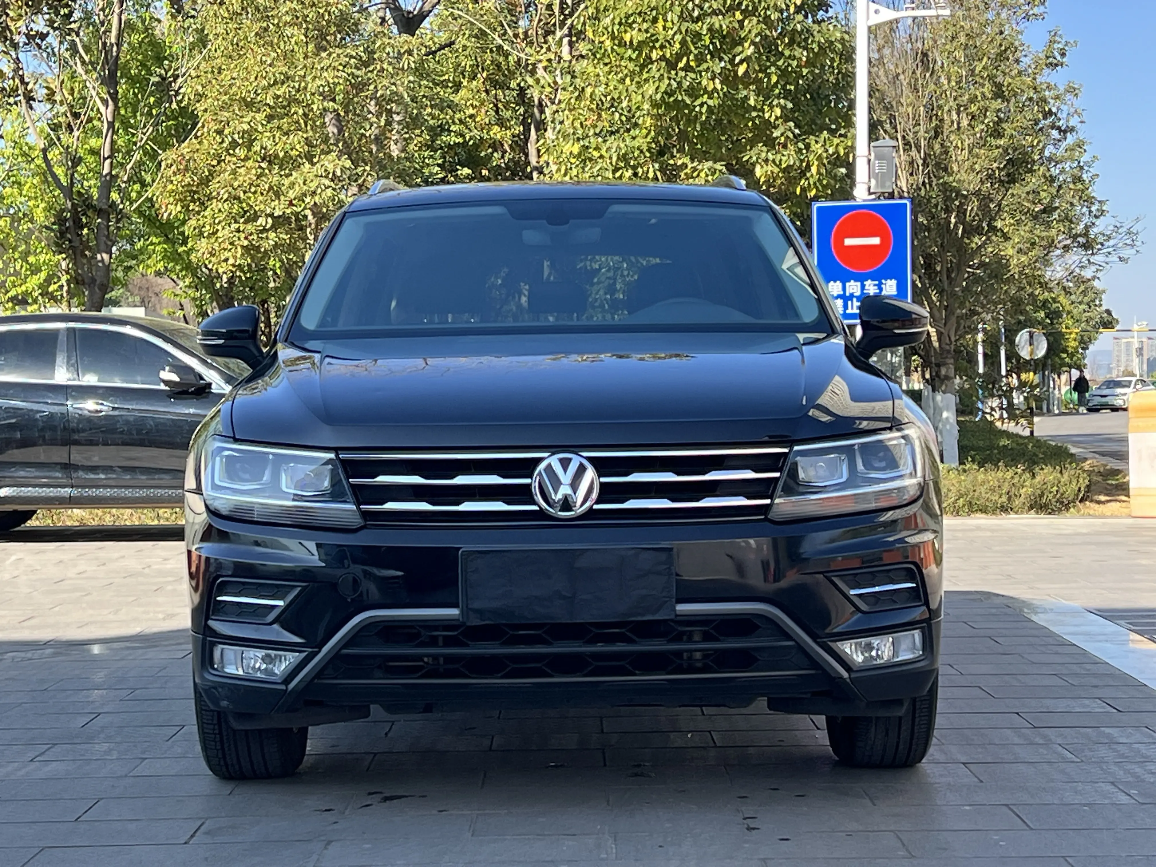 Volkswagen Tiguan L  из Китая