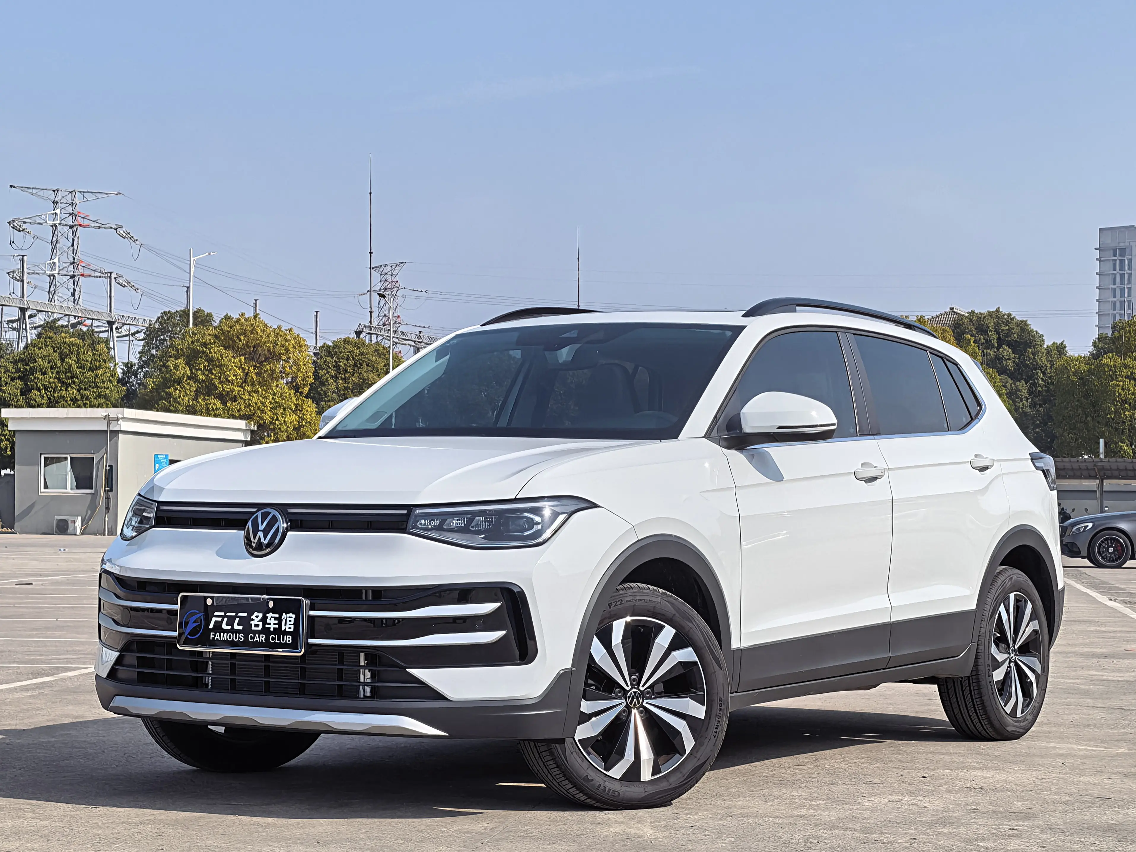 Volkswagen Tharu  из Китая