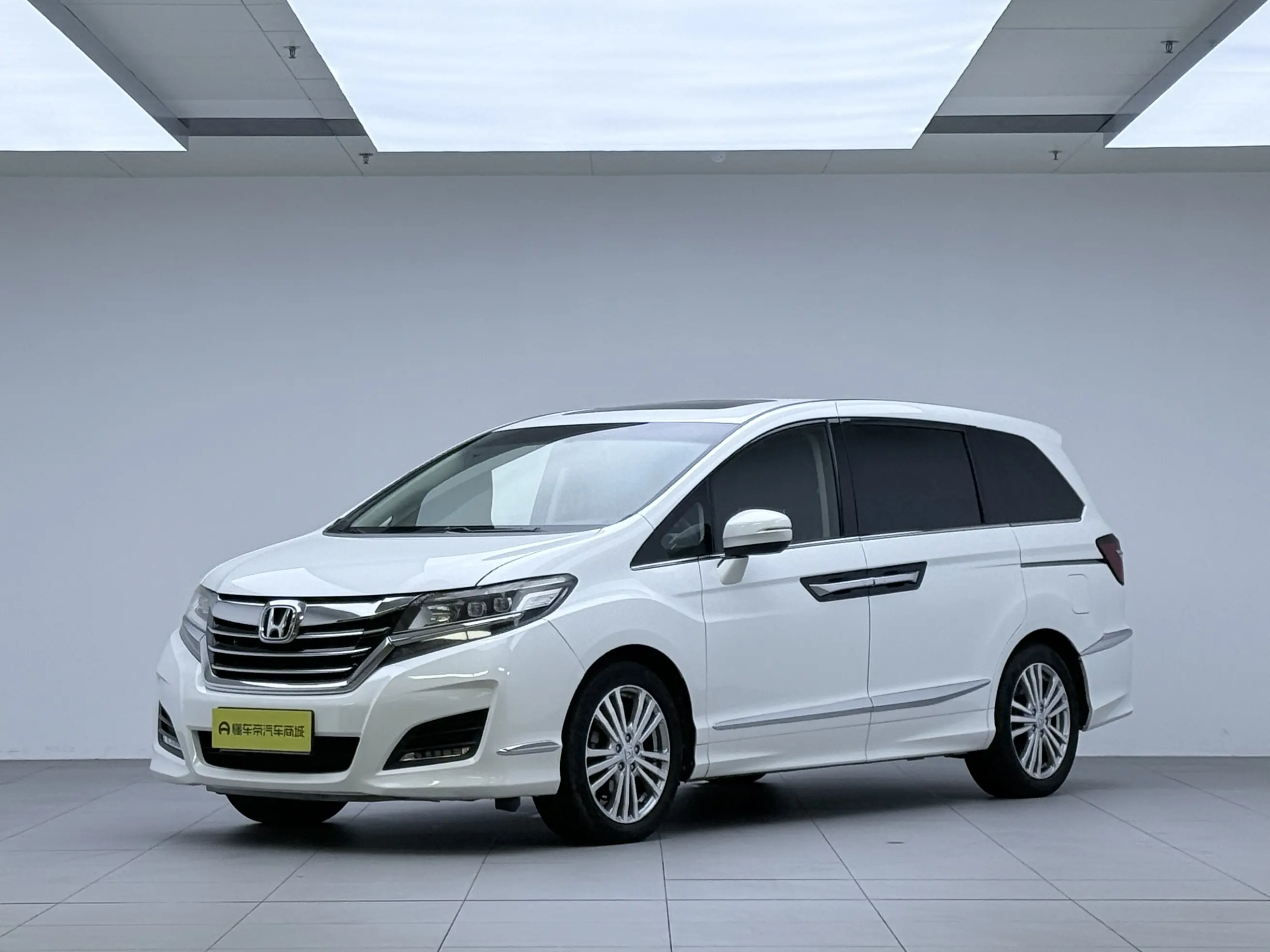 Honda Elysion (Alison)  из Китая