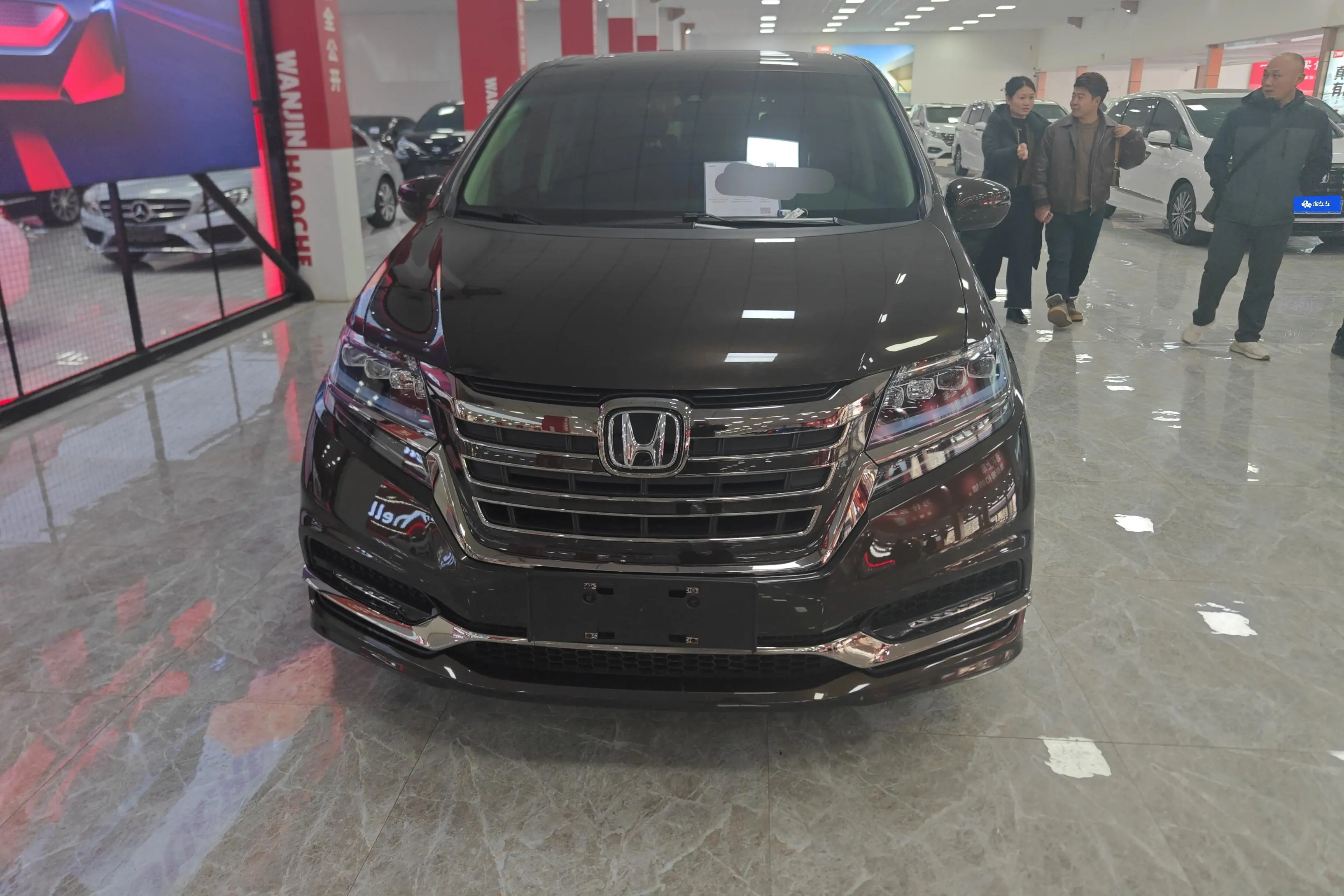 Honda Elysion (Alison)  из Китая