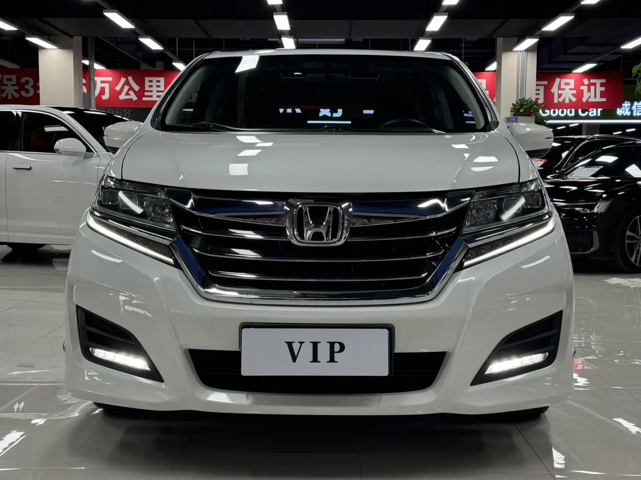 Honda Elysion (Alison)  из Китая