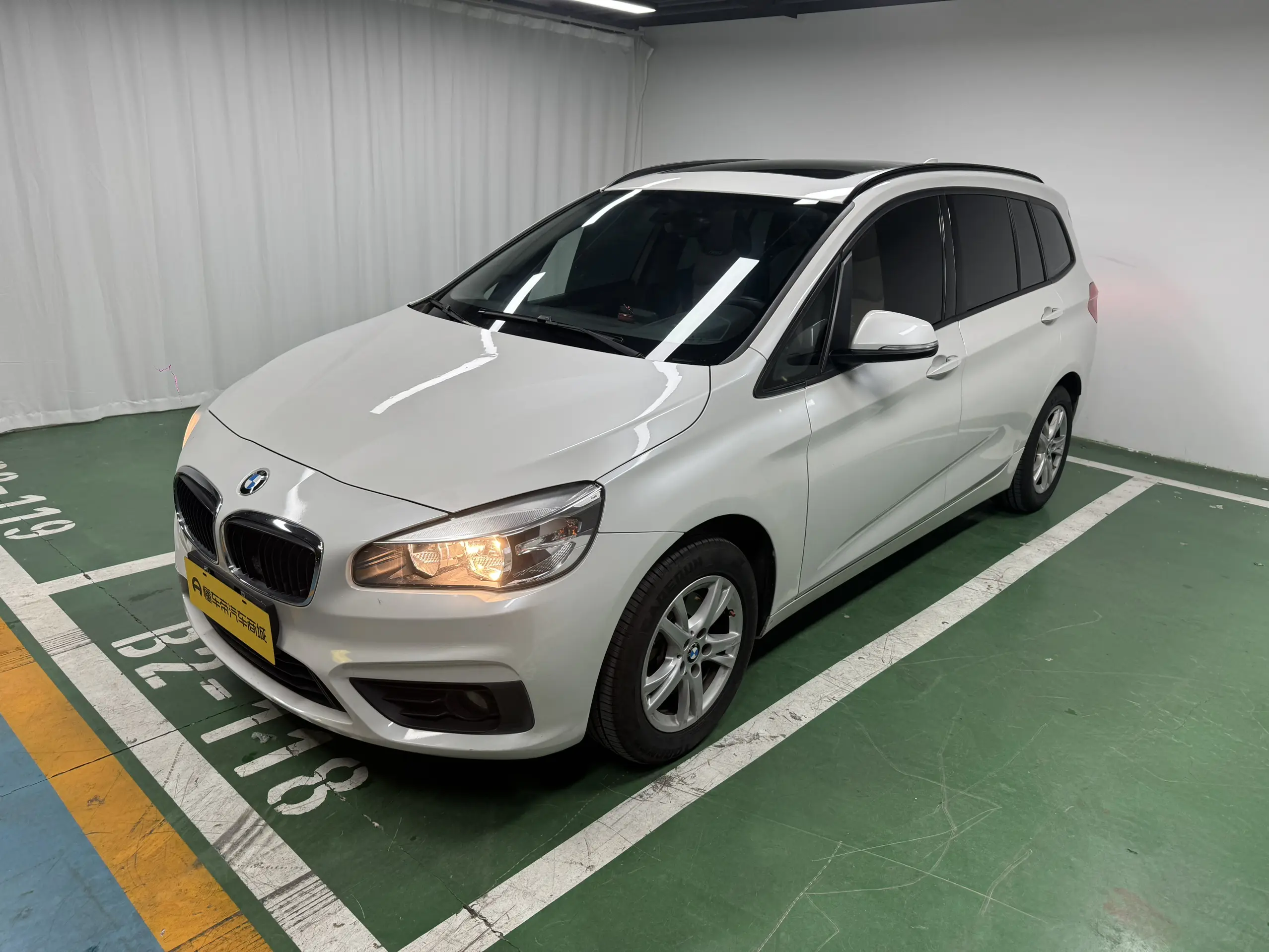 BMW 2 Series Gran Tourer  из Китая