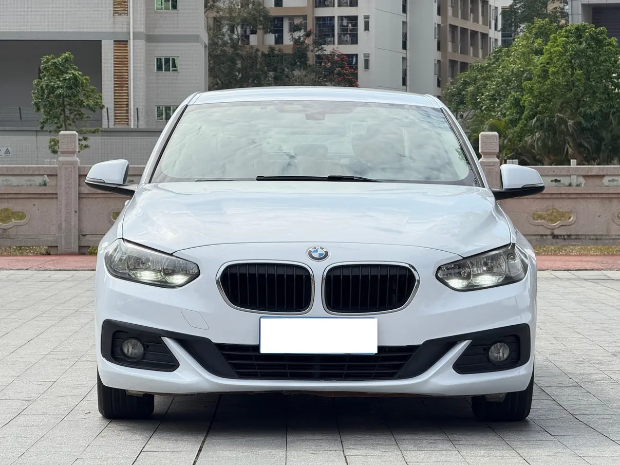 BMW 1 Series  из Китая