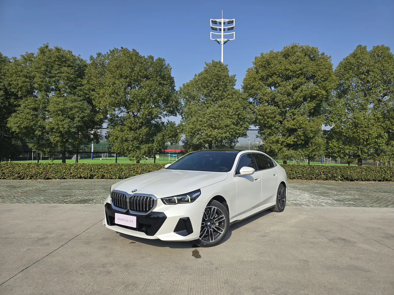 BMW 5 Series  из Китая