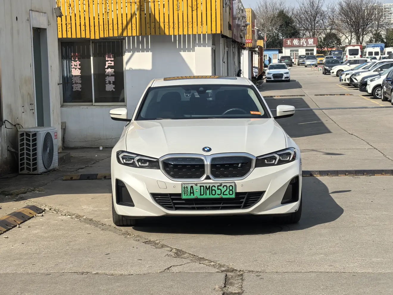 BMW i3  из Китая