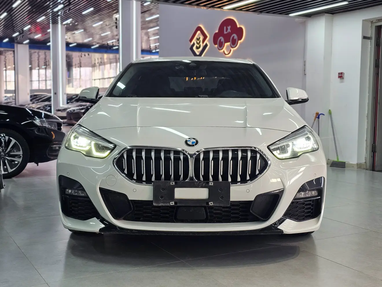 BMW 2 Series  из Китая