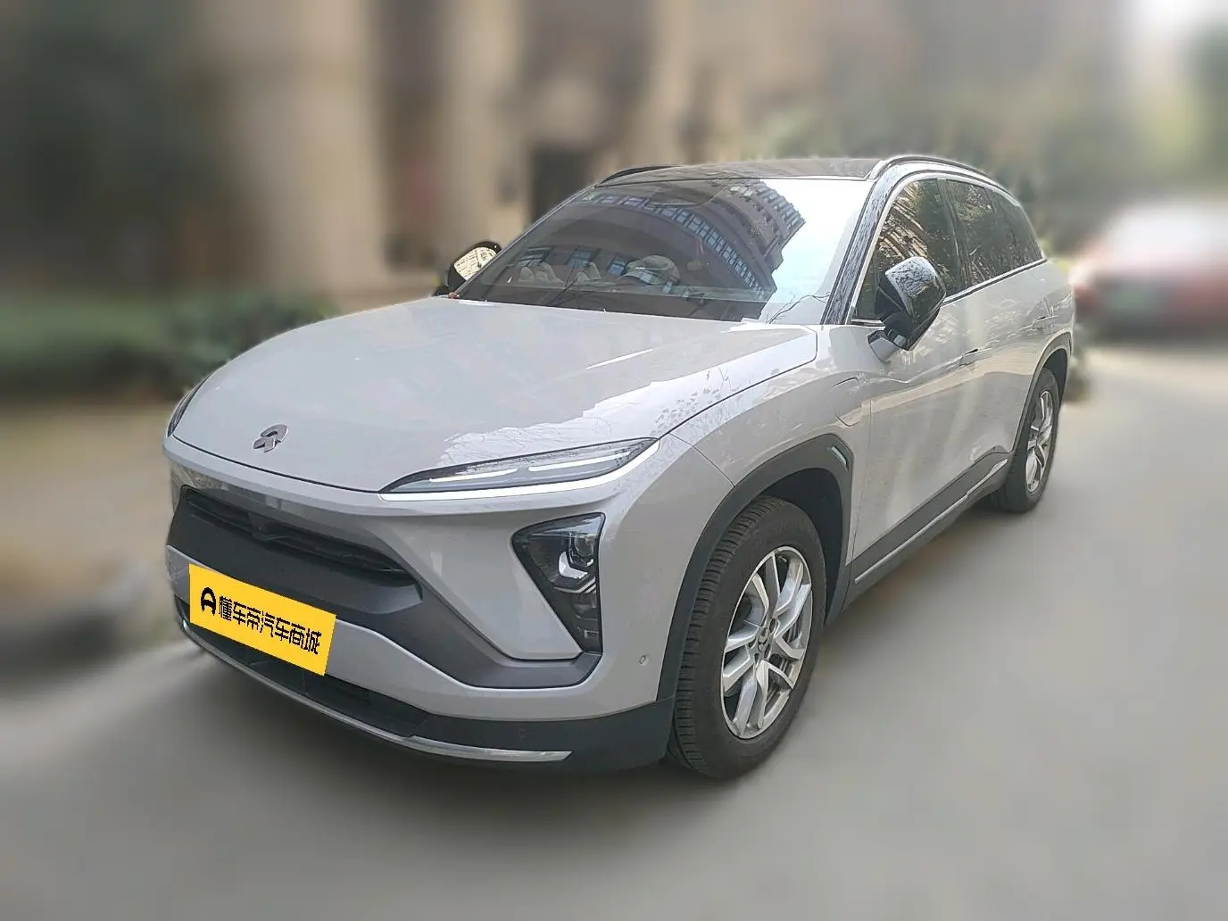 NIO ES6
