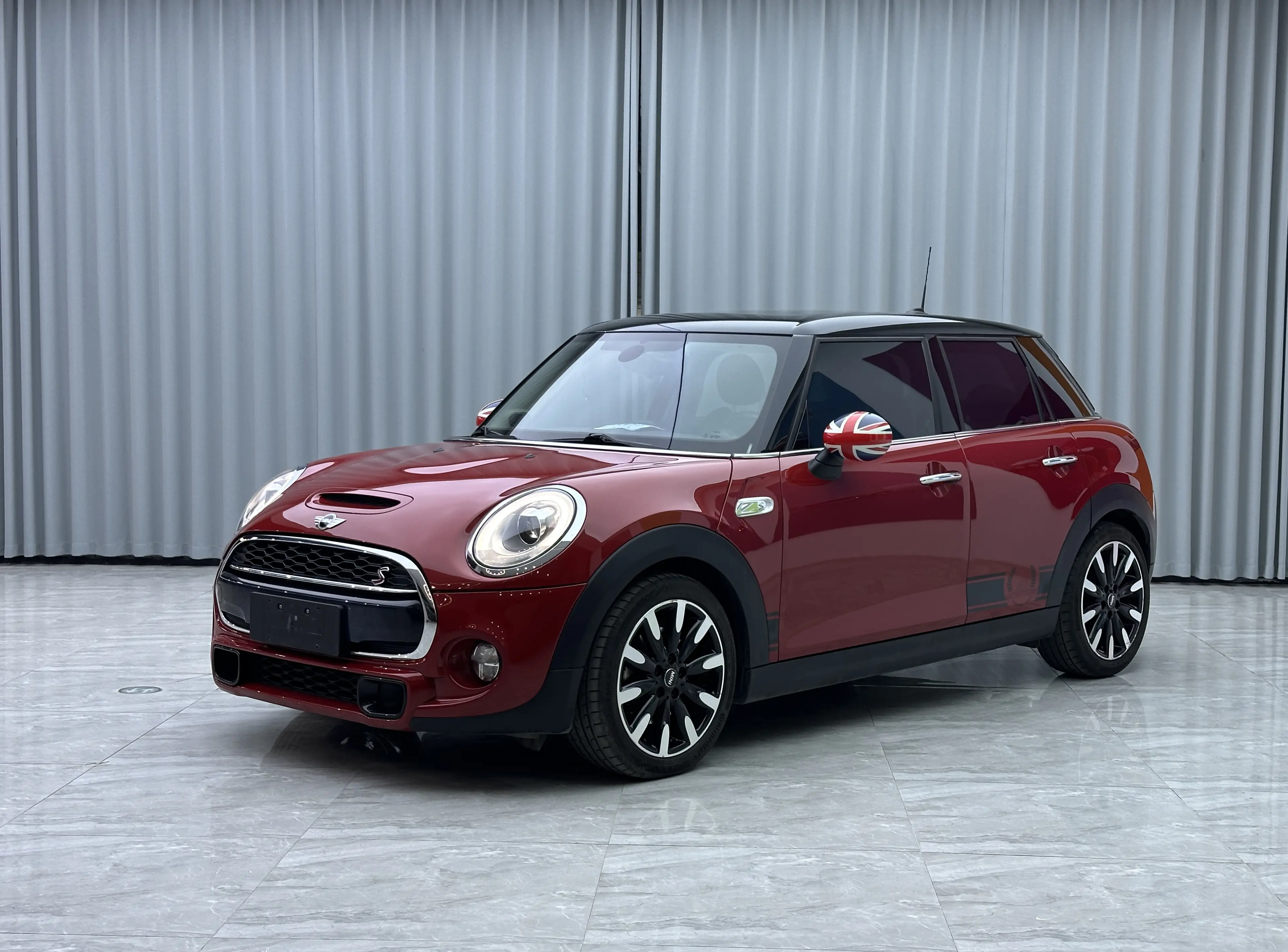 MINI MINI
