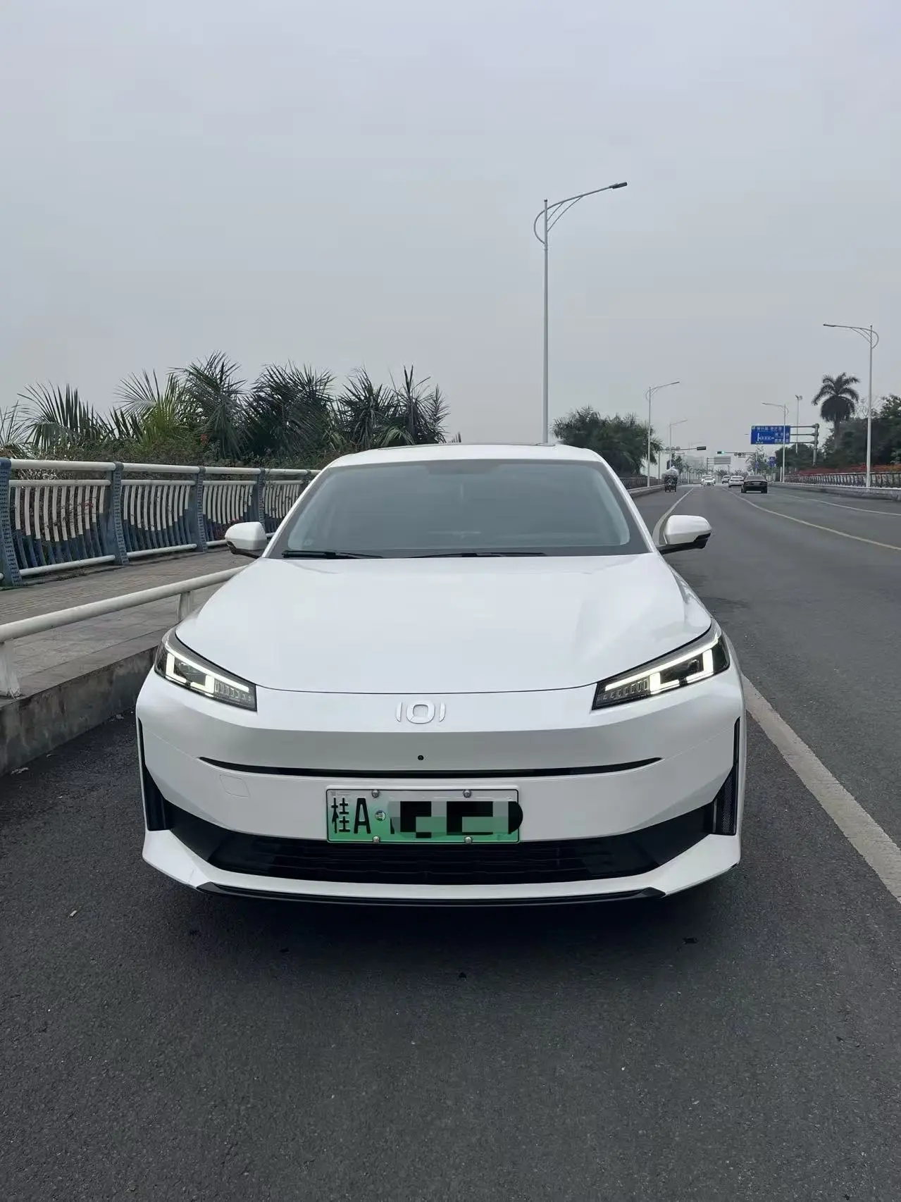 Changan Qiyuan A05  из Китая