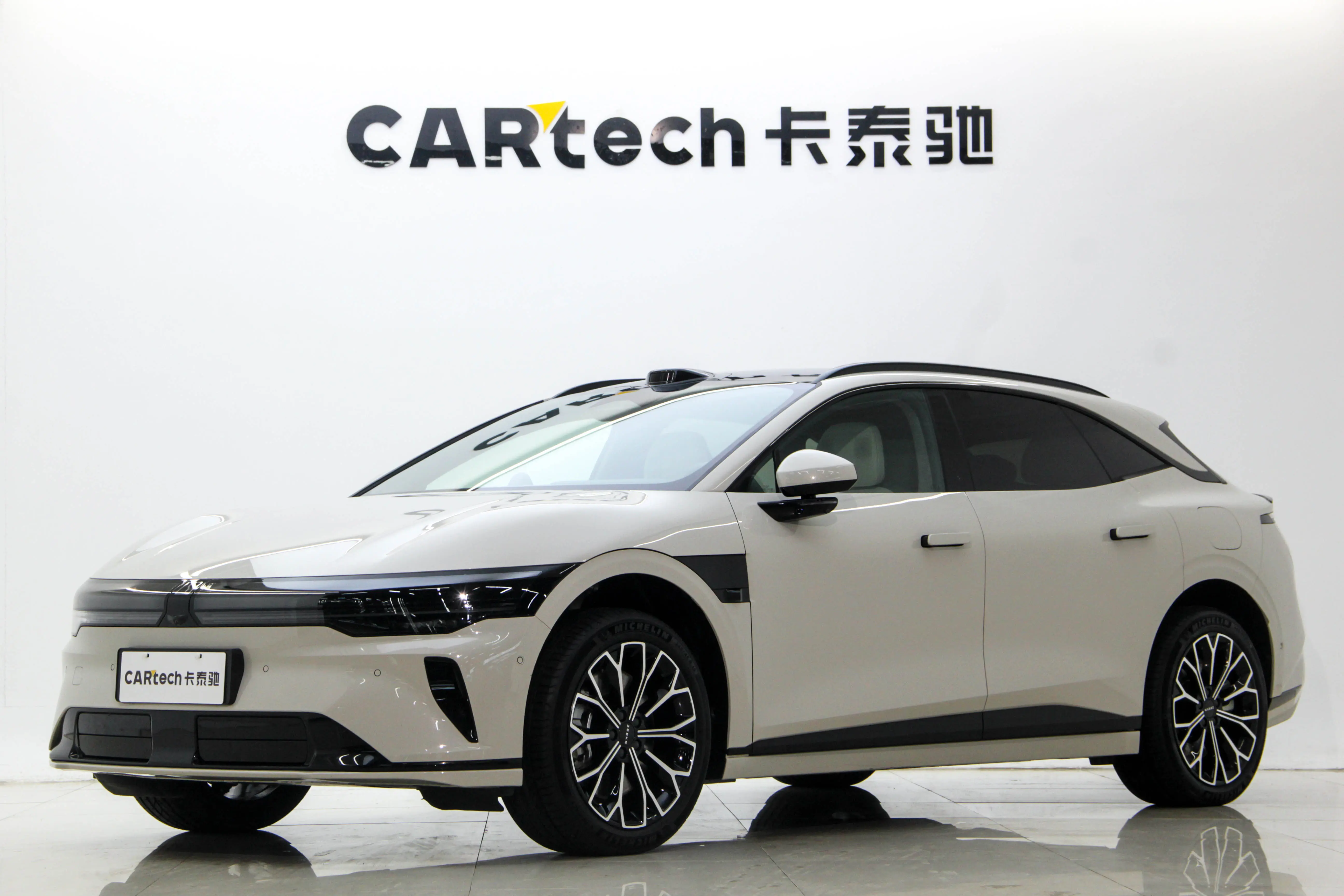 ZEEKR 007GT  из Китая