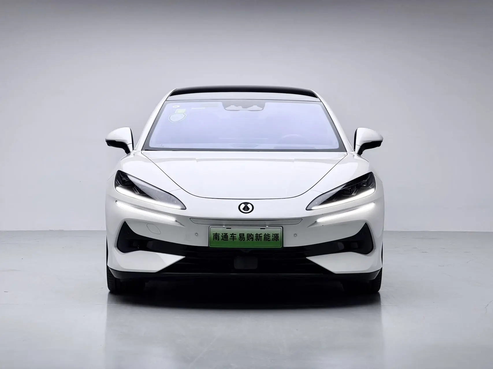 Denza Tengzhong Z9 DM  из Китая