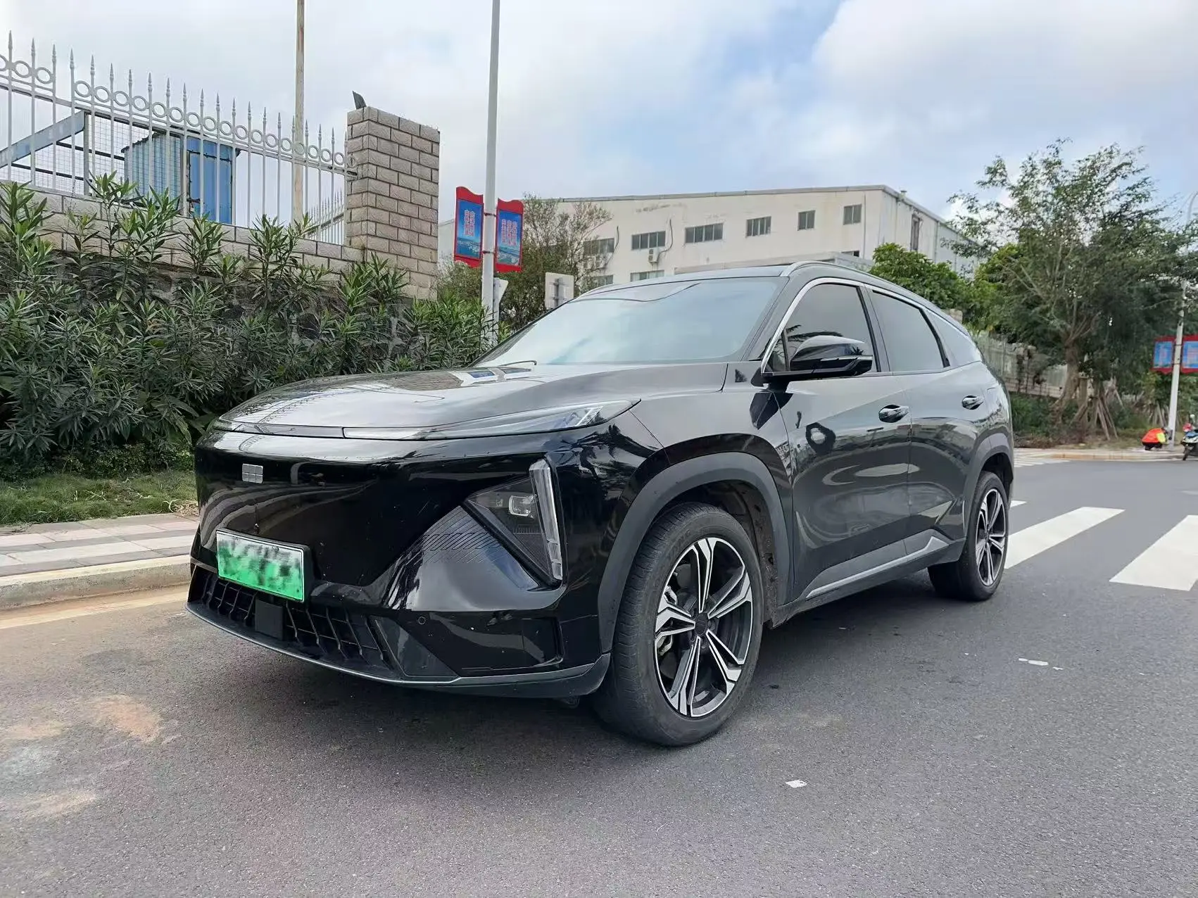 Geely Galaxy L7  из Китая