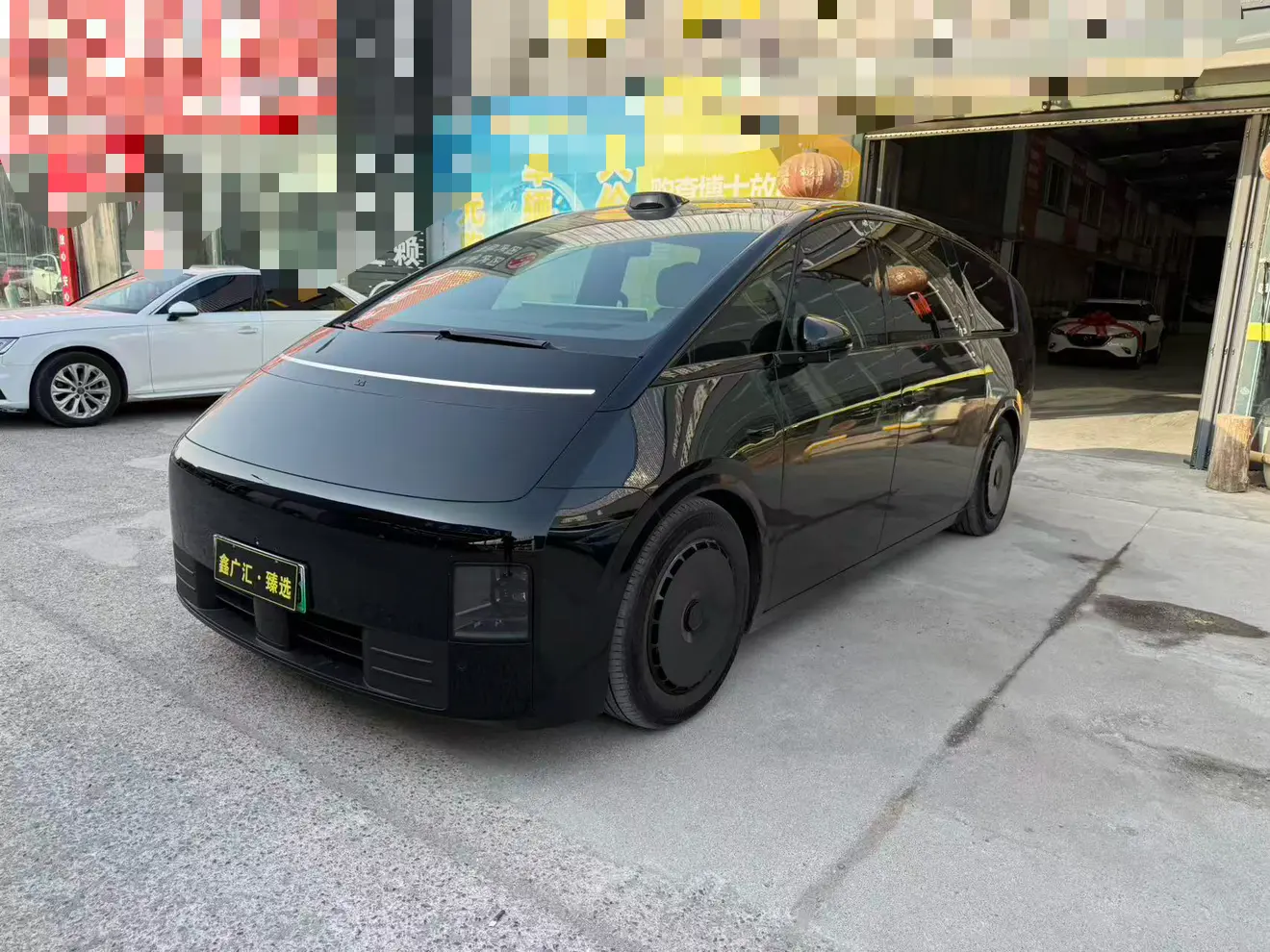 Li MEGA (Ideal MEGA)  из Китая