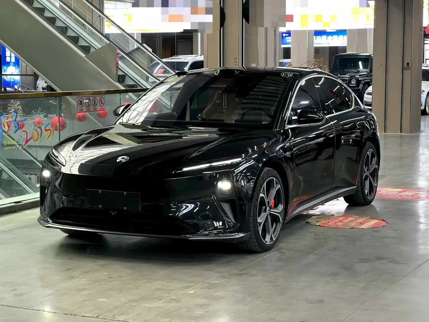 NIO ET5  из Китая