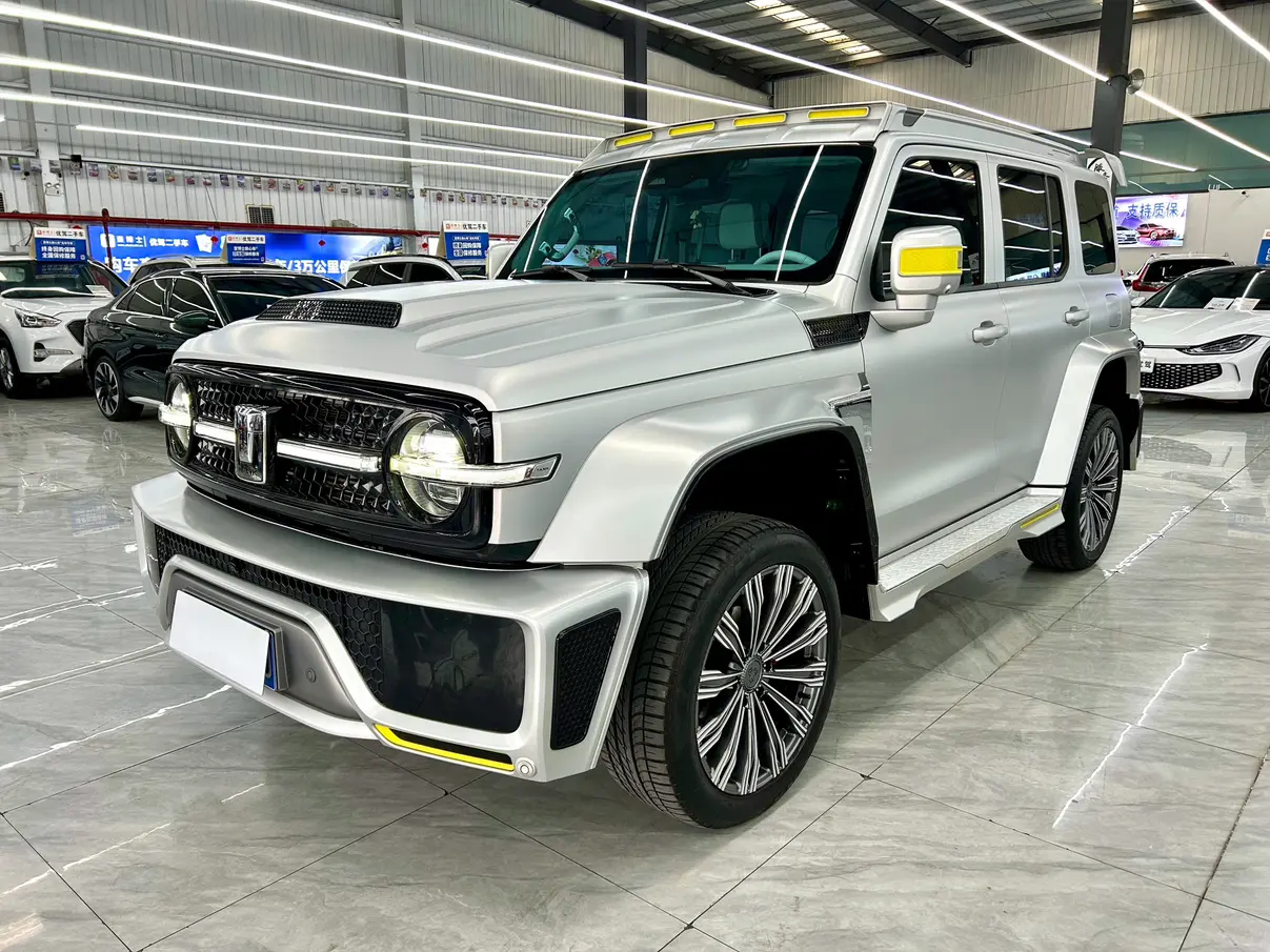 Tank Cyber  300  из Китая