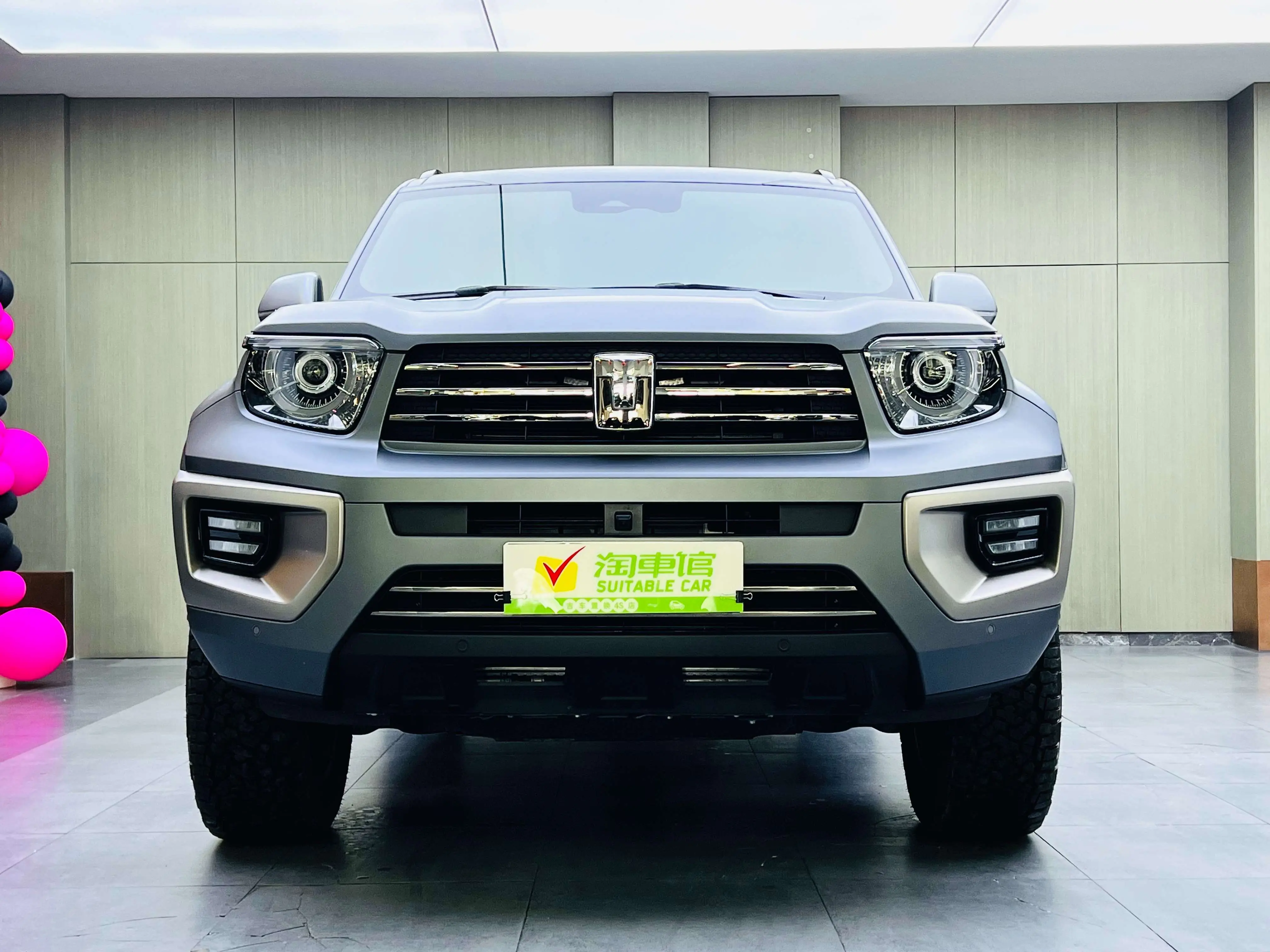 Tank 700 Hi4-T  из Китая