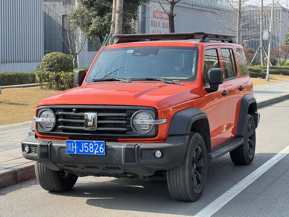 Tank 300  из Китая