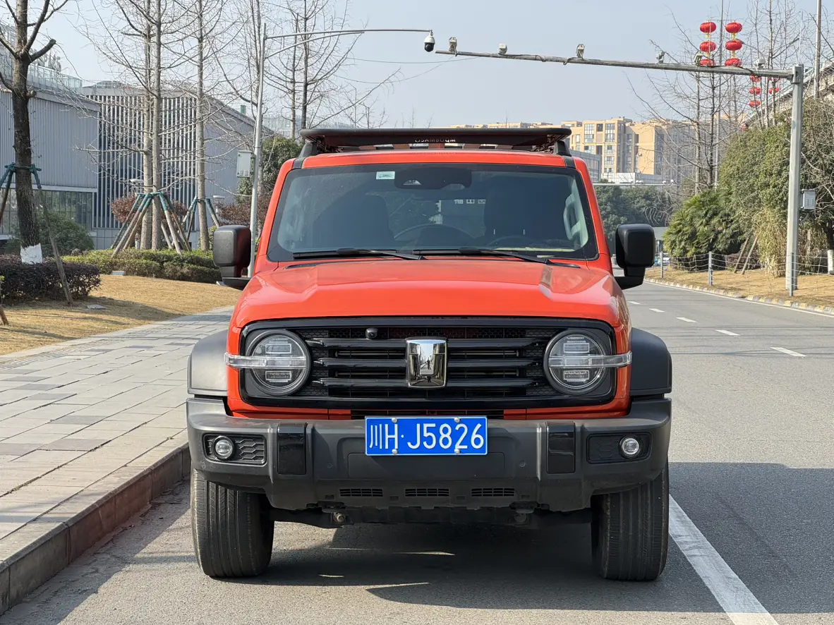 Tank 300  из Китая