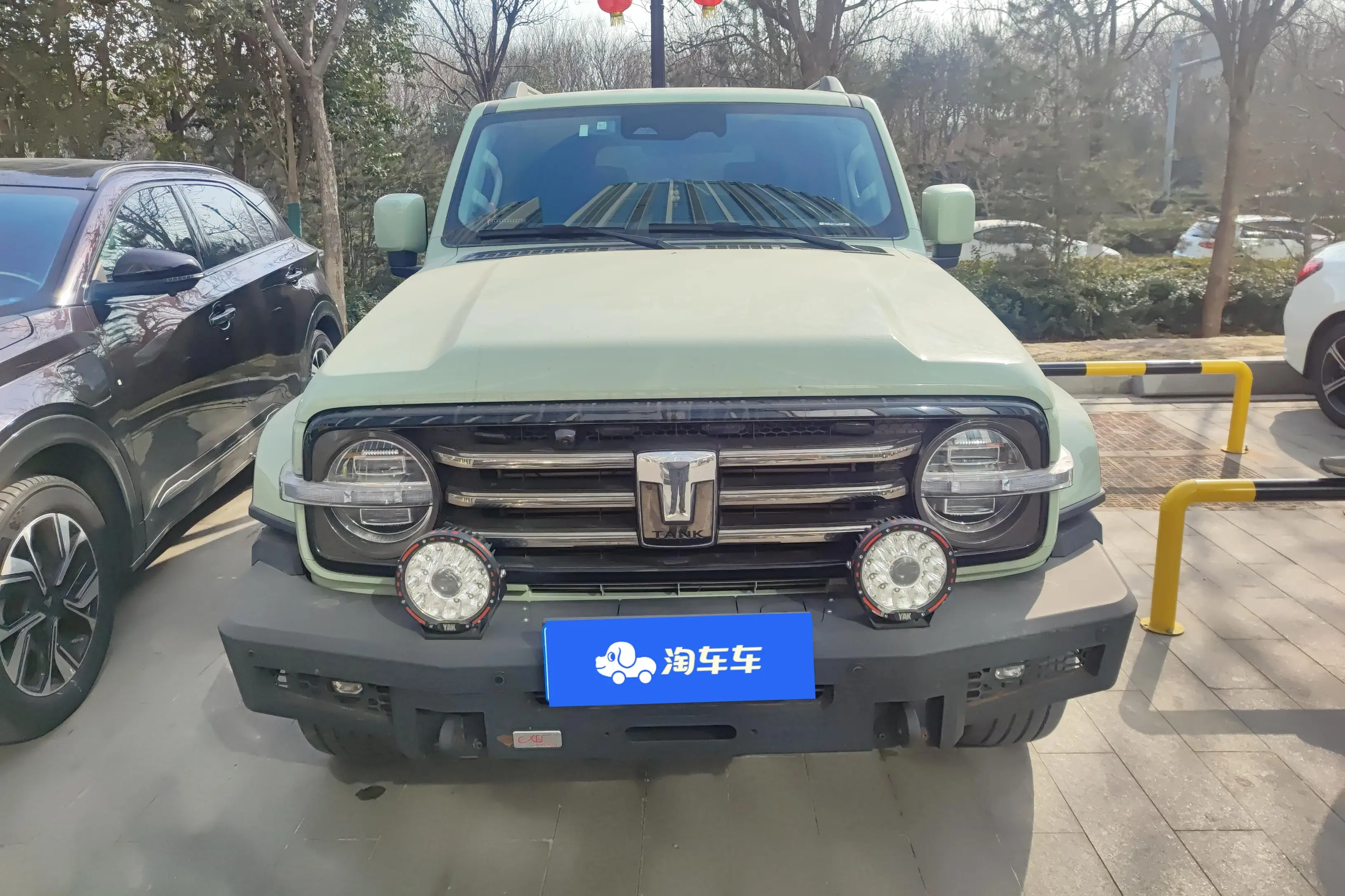 Tank 300  из Китая