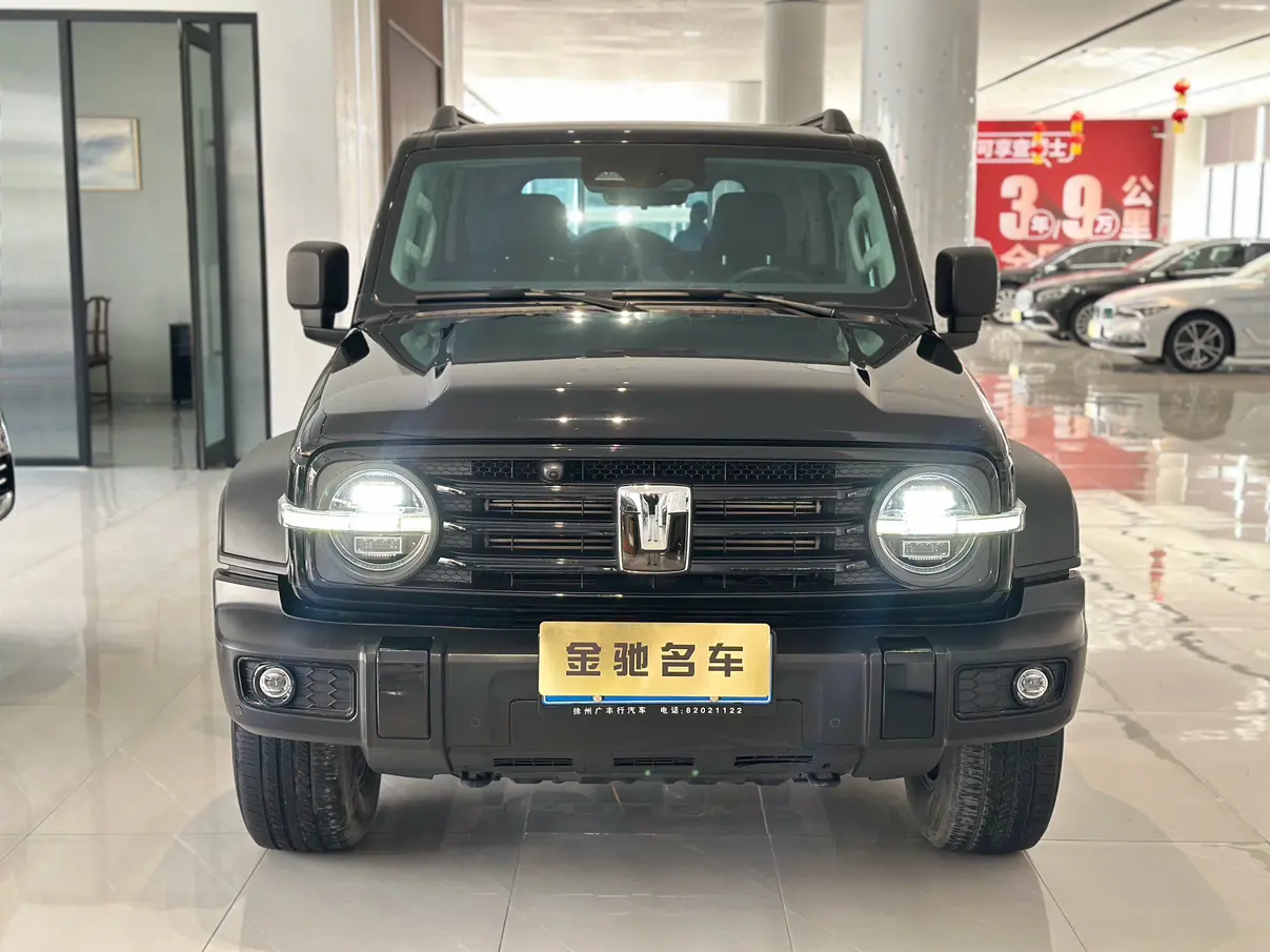 Tank 300  из Китая