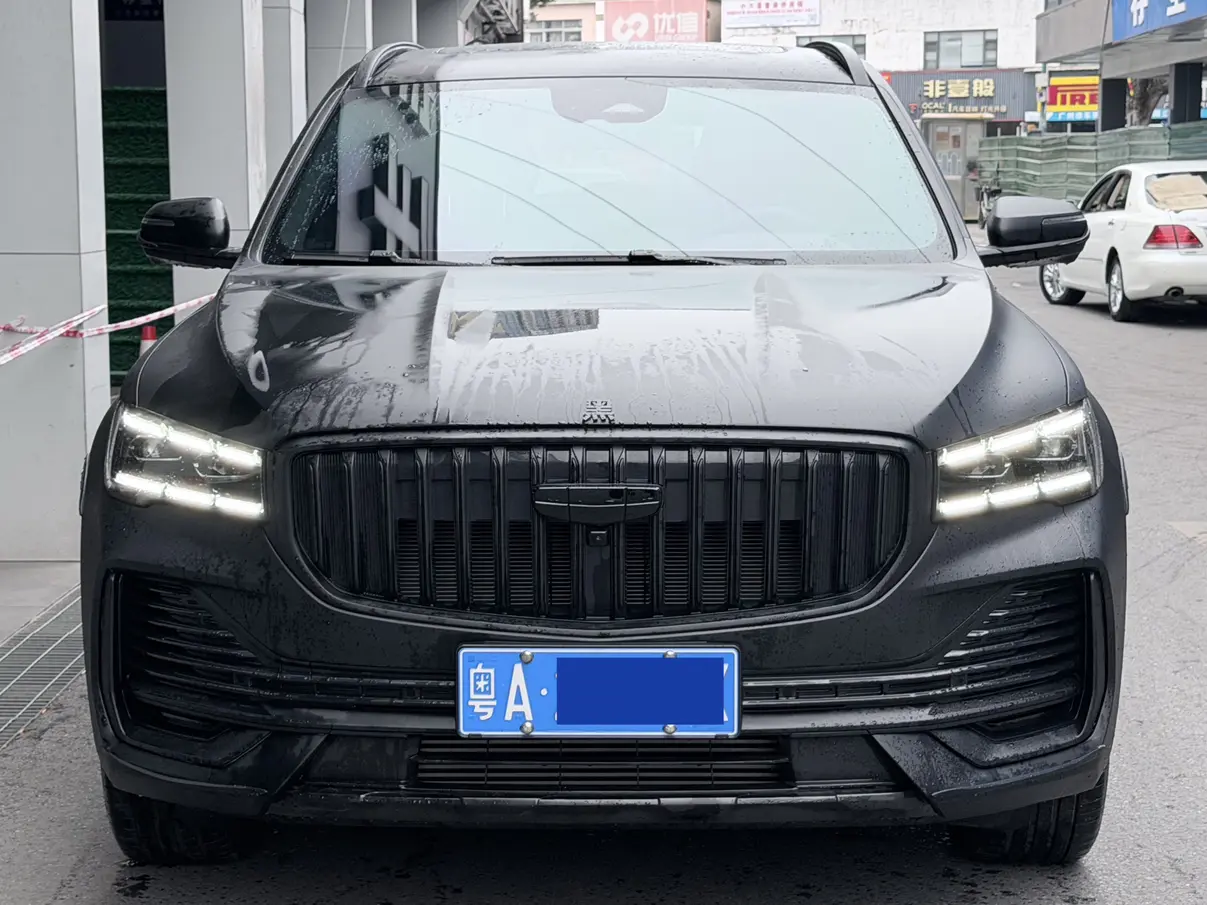 Geely Monjaro (Xingyue L)  из Китая