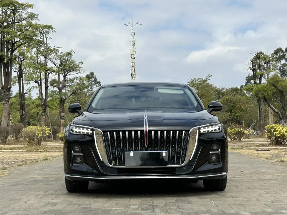 Hongqi H5  из Китая