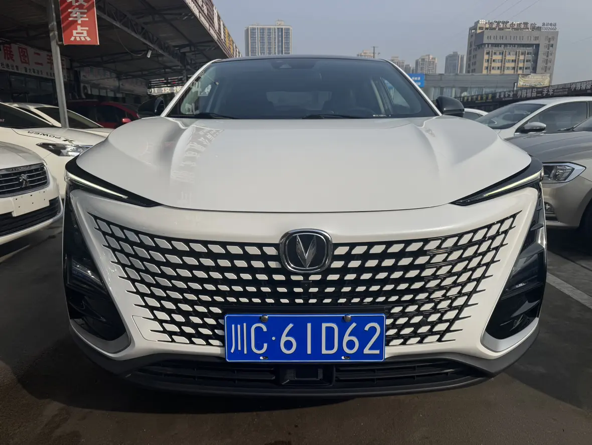 Changan UNI-T  из Китая