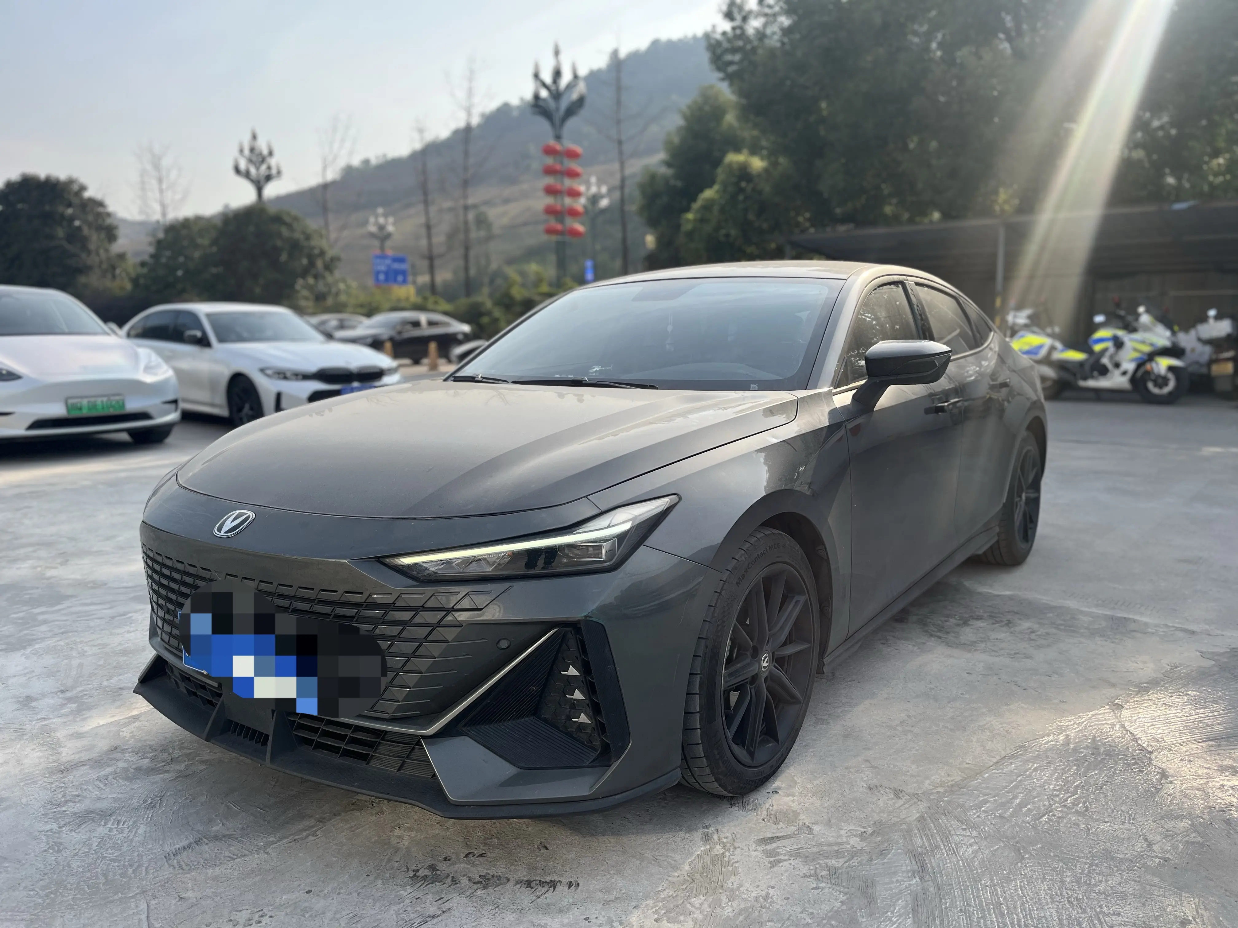 Changan UNI-V  из Китая