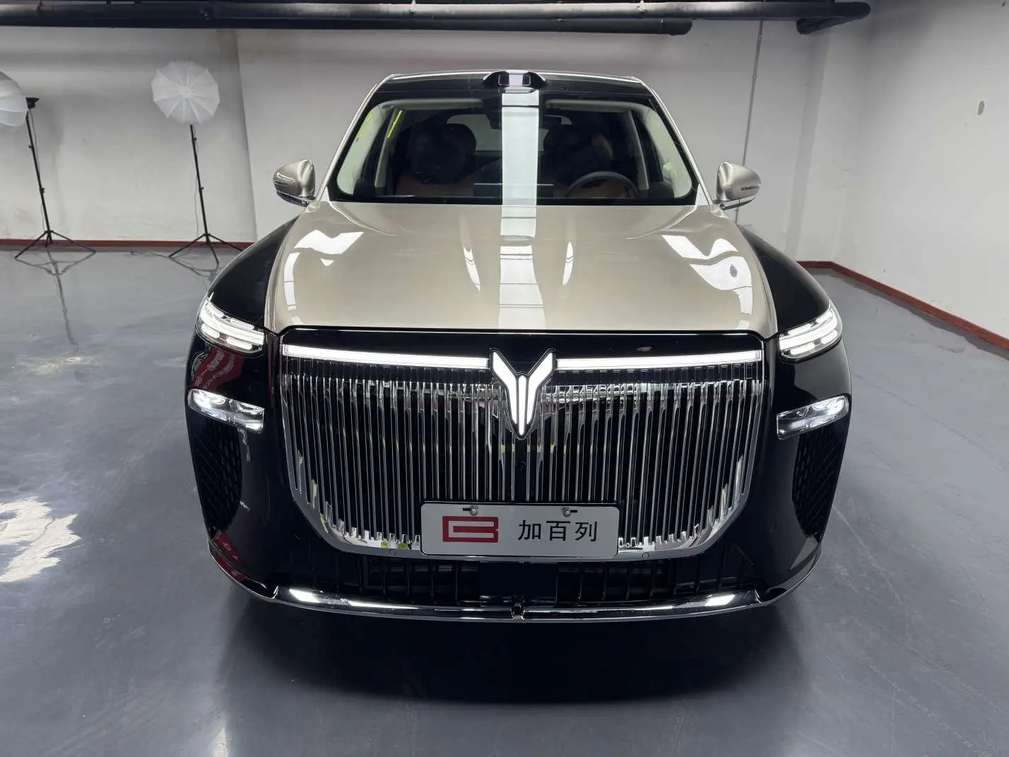 Voyah Lantu Taishan  из Китая