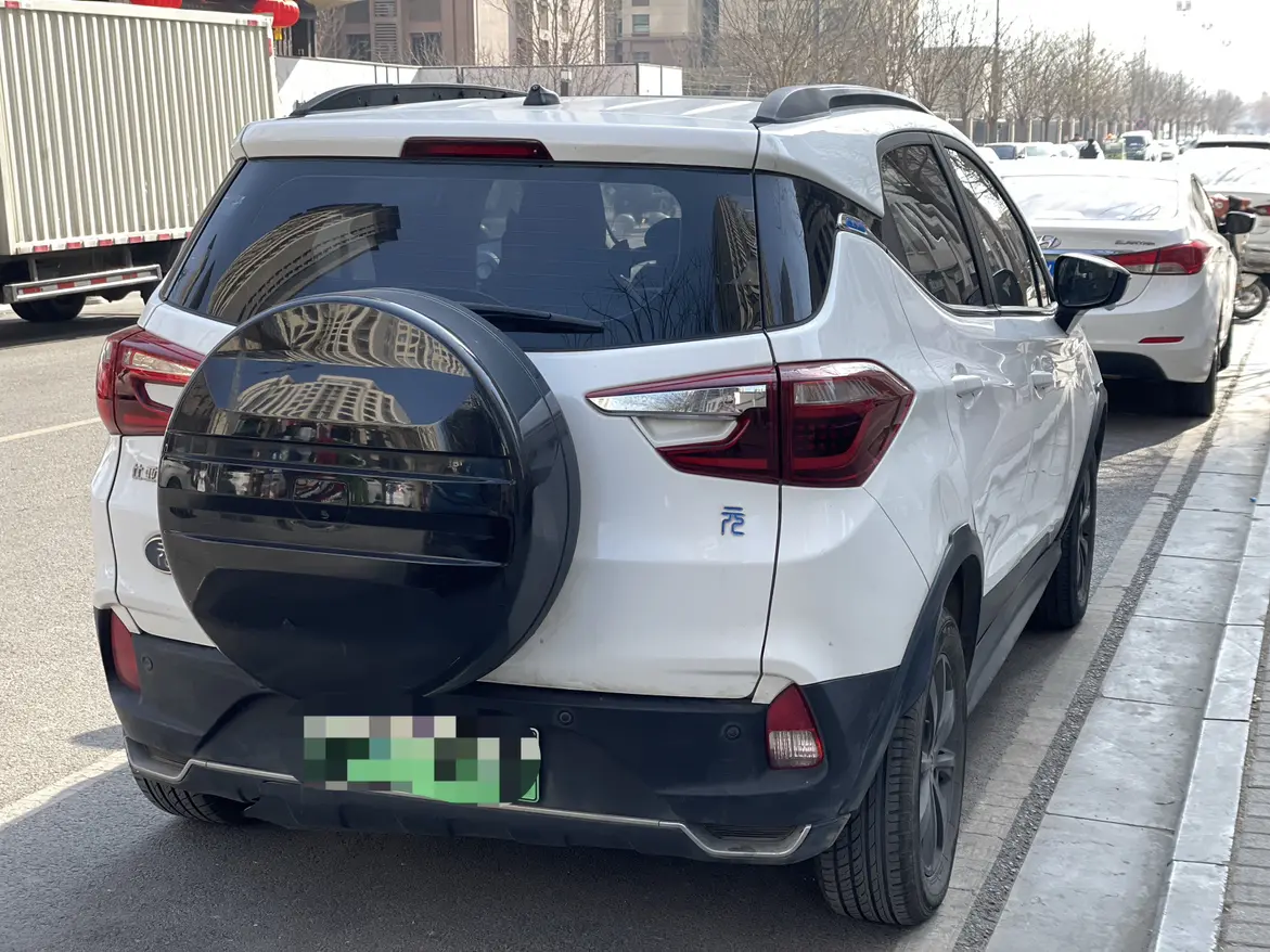 BYD Yuan EV