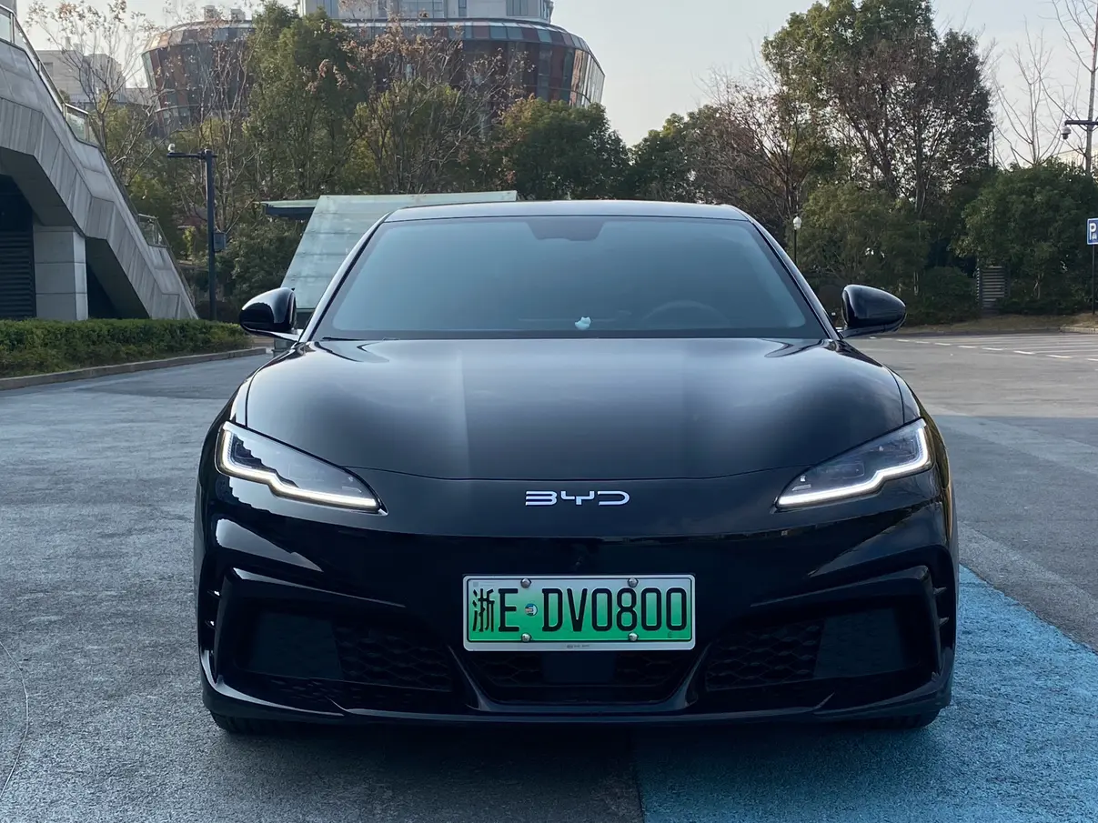 BYD SEAL 06GT  из Китая