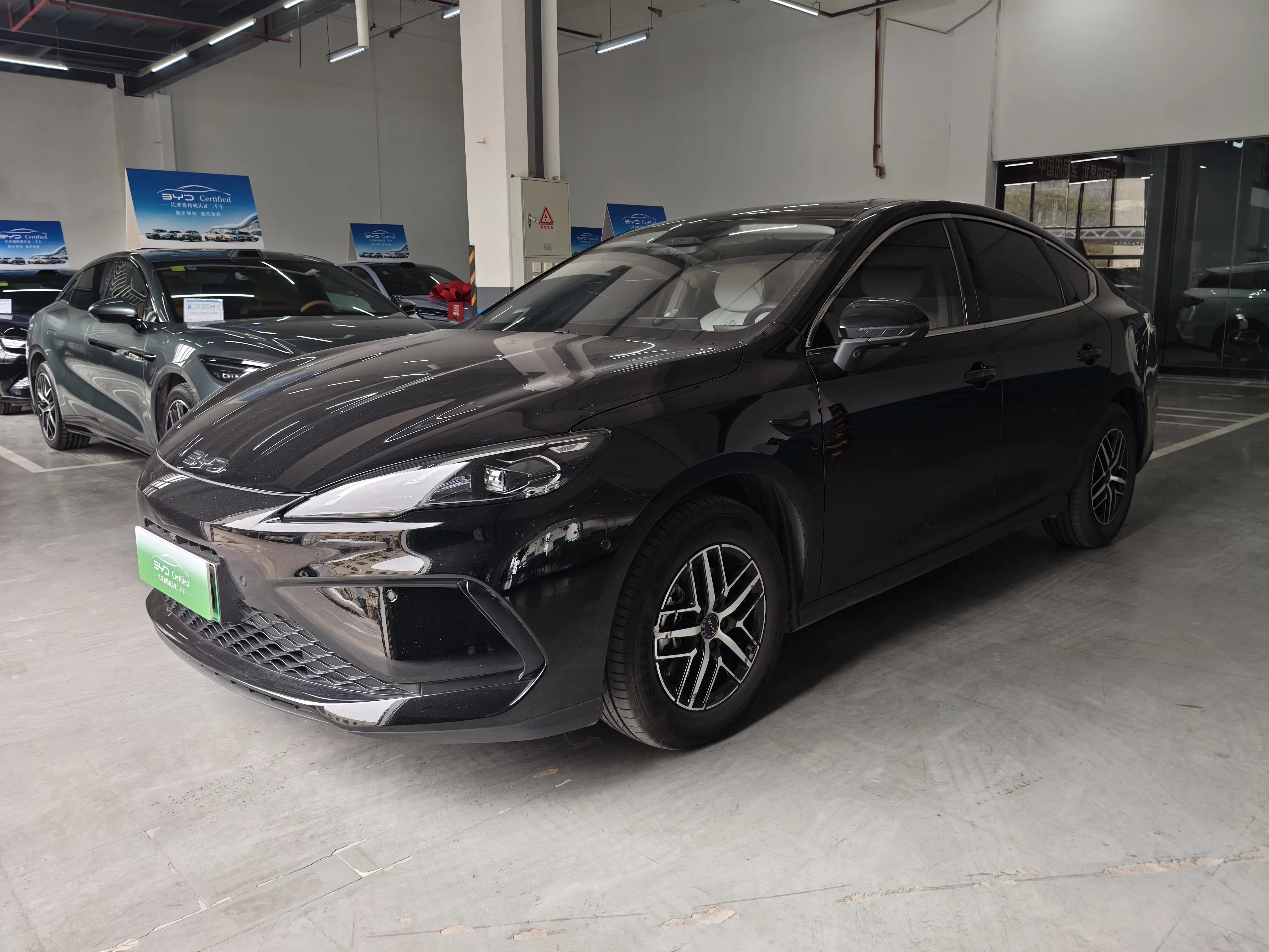 BYD Seal 05DM  из Китая