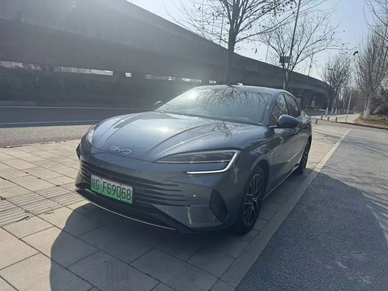 BYD Seal DM  из Китая