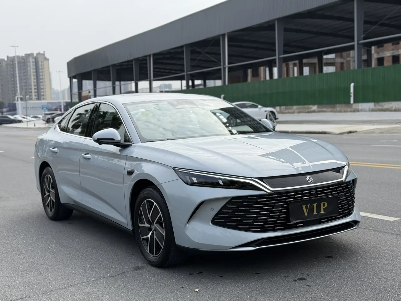 BYD Qin L DM