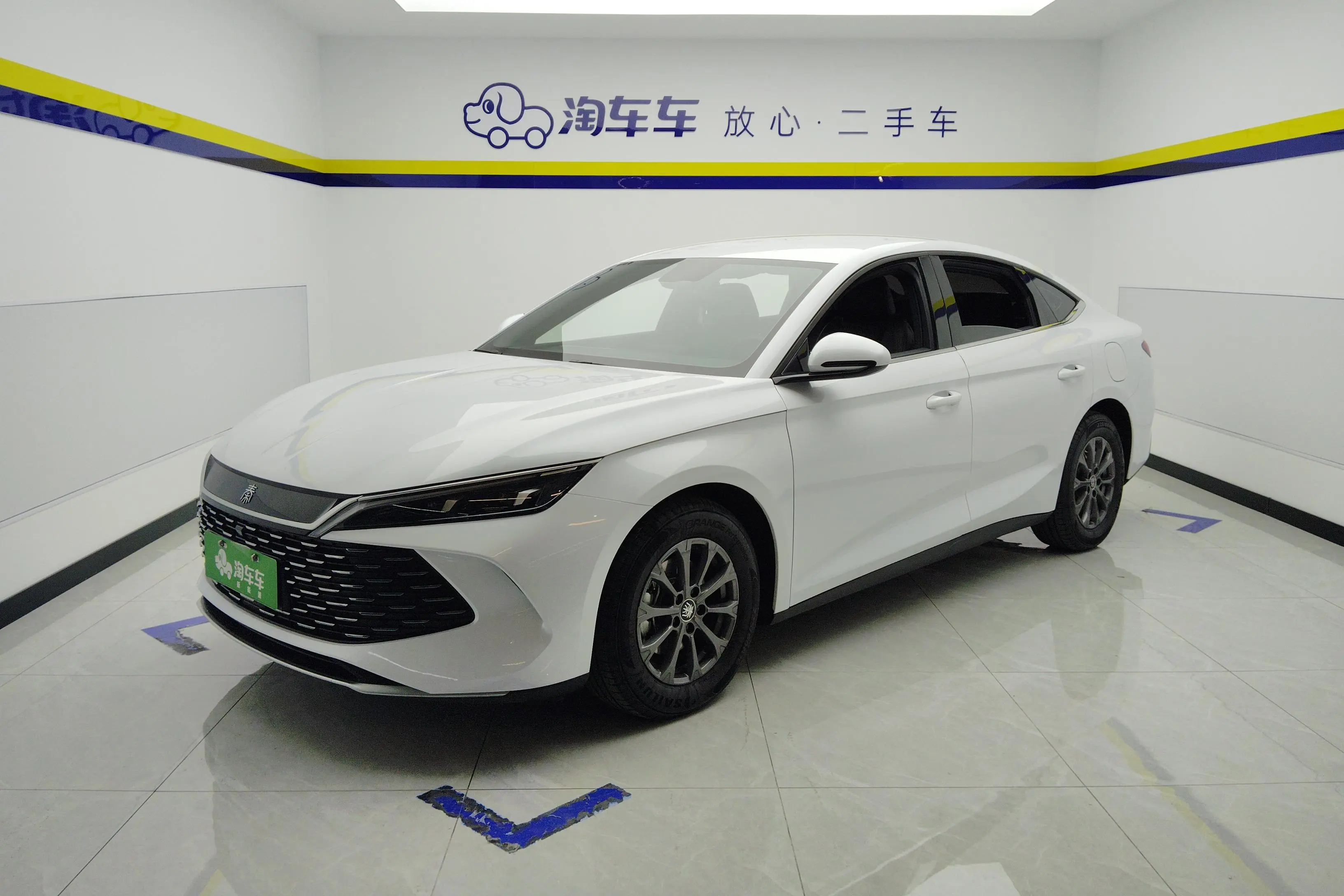 BYD Qin L DM