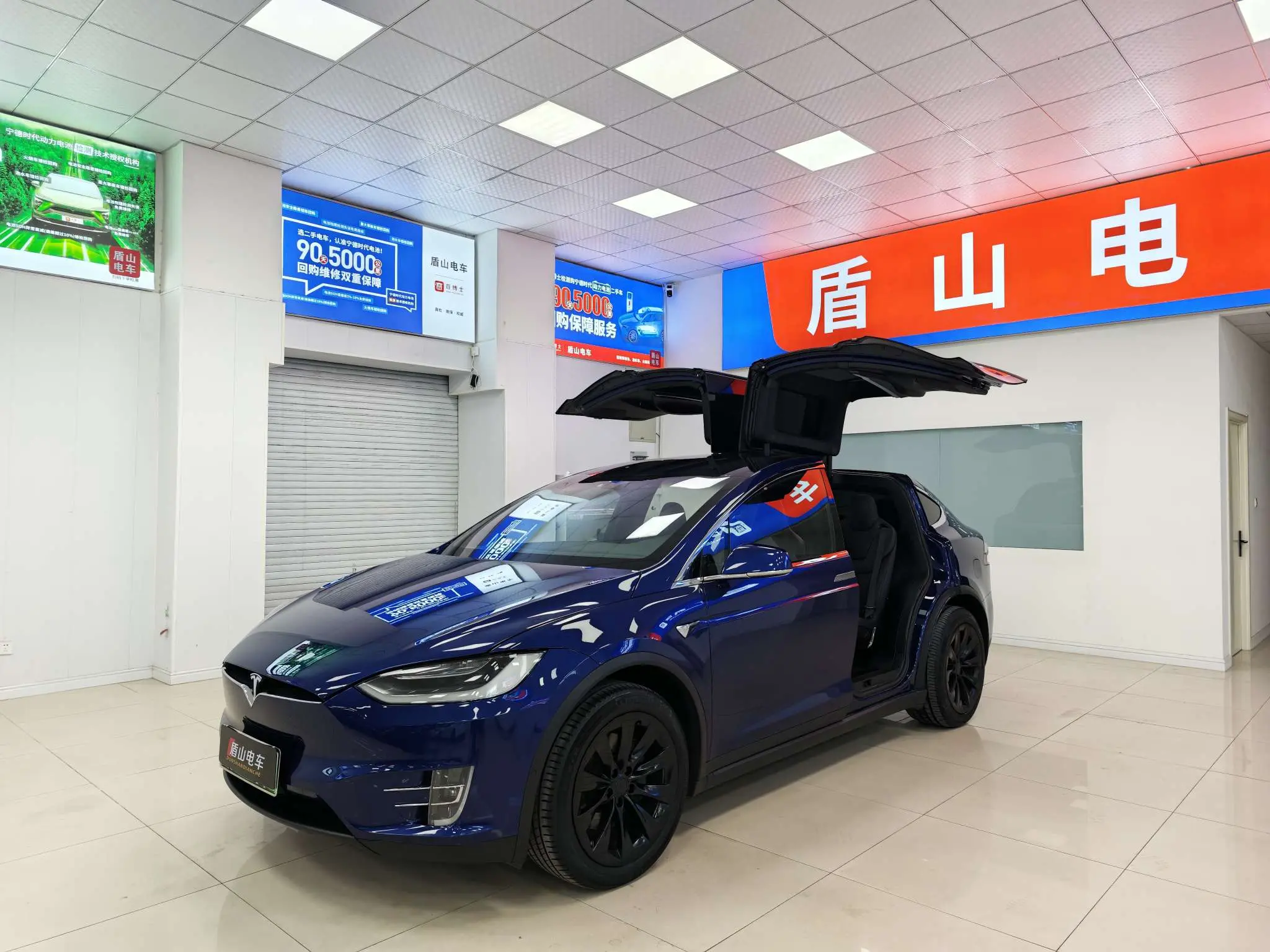Tesla Model X  из Китая