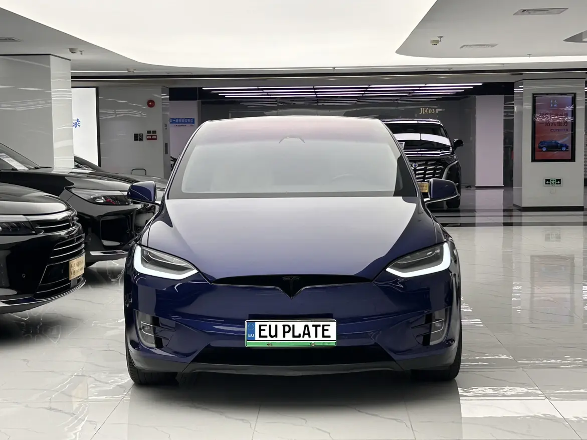 Tesla Model X  из Китая