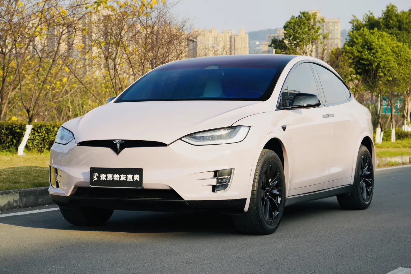 Tesla Model X  из Китая