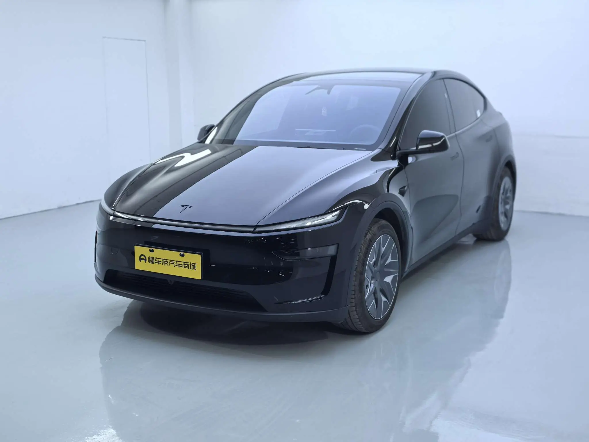 Tesla Model YL  из Китая